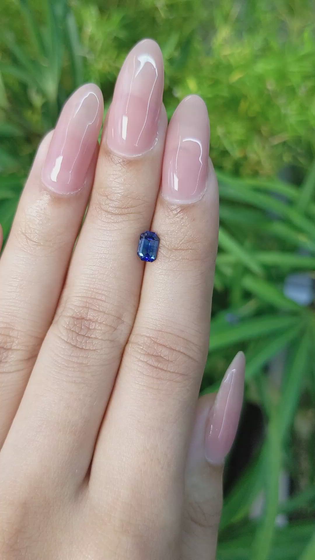 0.67 Ct. Blue Sapphire from Ceylon (Sri Lanka) Size Video
