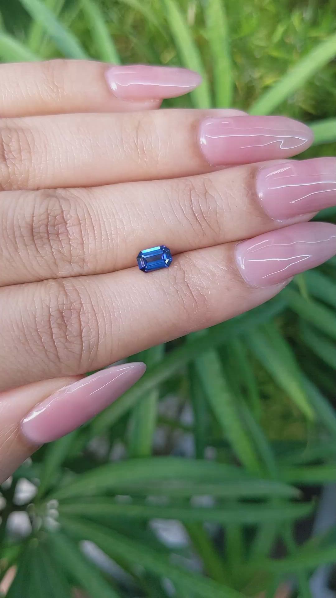 0.61 Ct. Blue Sapphire from Ceylon (Sri Lanka) Size Video