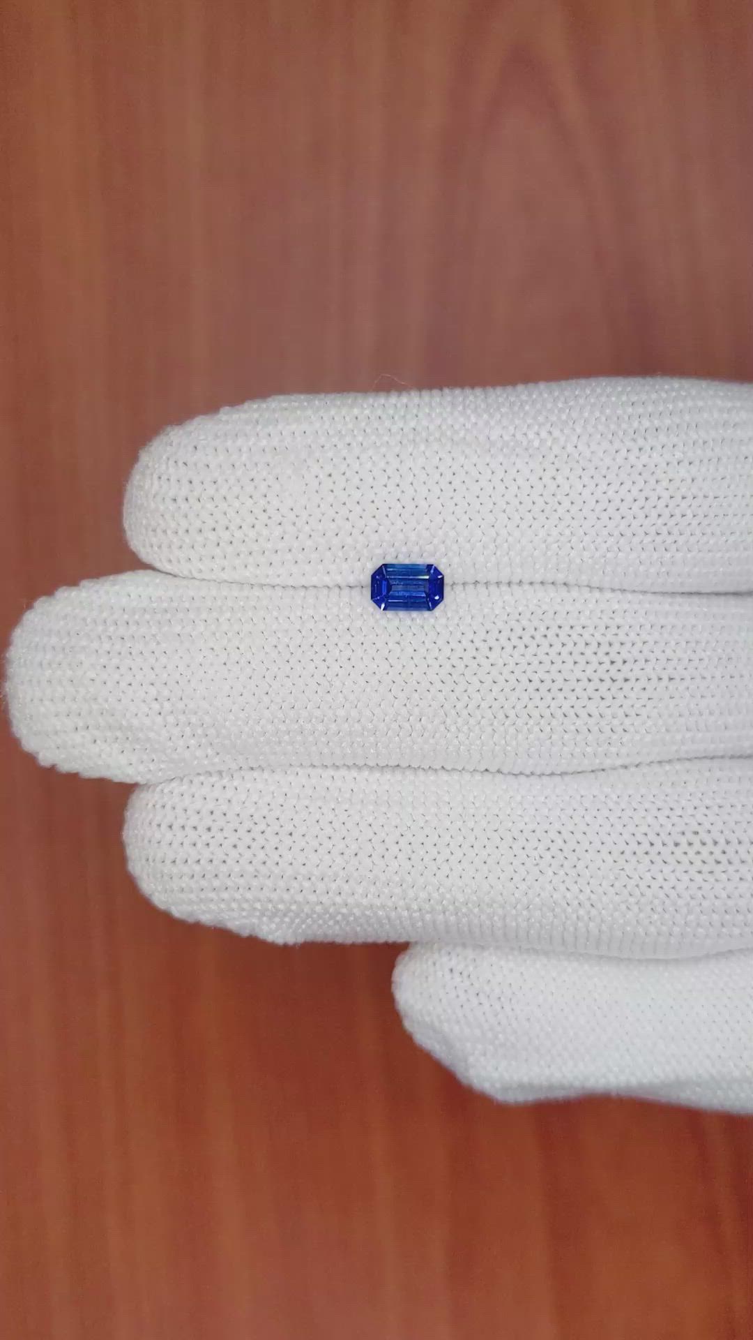 0.61 Ct. Blue Sapphire from Ceylon (Sri Lanka) Size Video