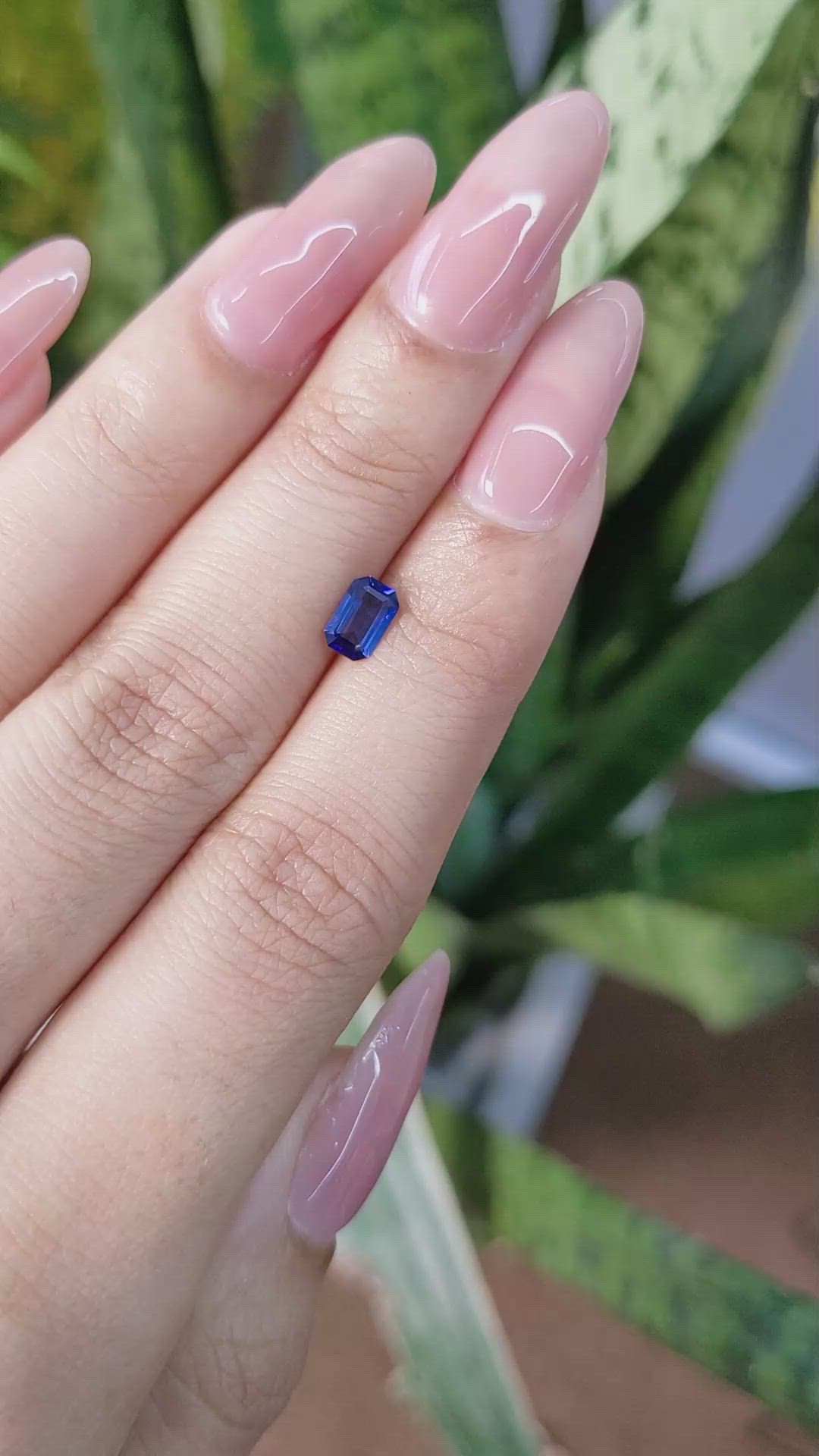 0.54 Ct. Blue Sapphire from Ceylon (Sri Lanka) Size Video