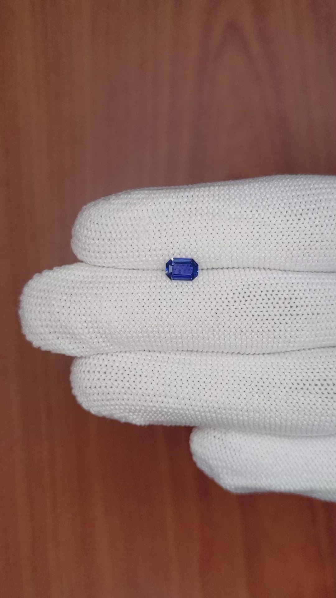 0.56 Ct. Blue Sapphire from Ceylon (Sri Lanka) Size Video