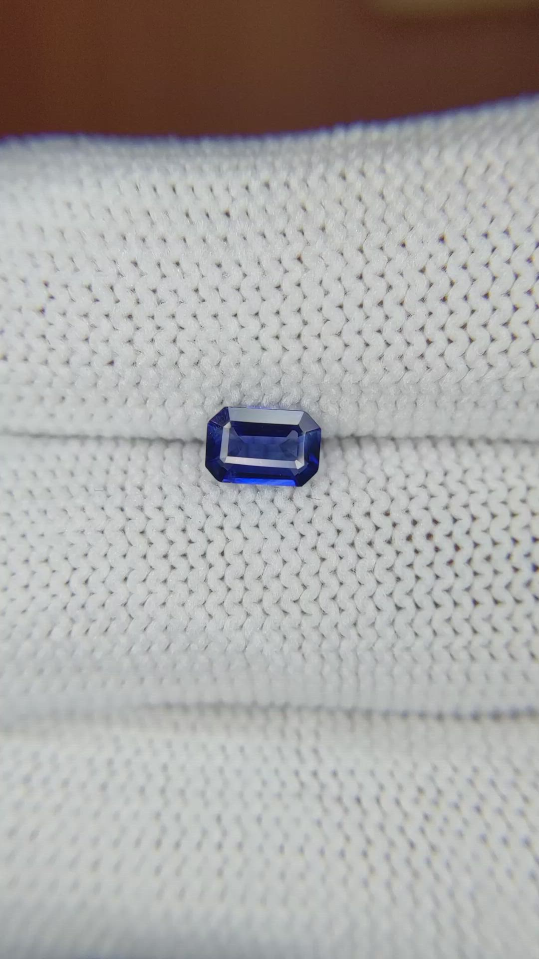 0.54 Ct. Blue Sapphire from Ceylon (Sri Lanka) Size Video