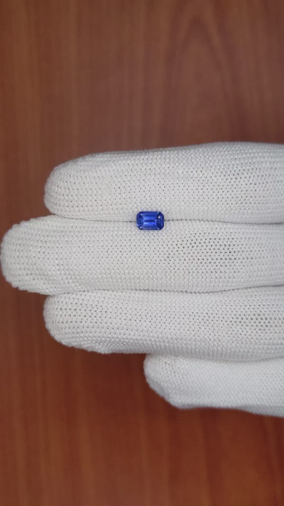 0.67 Ct. Blue Sapphire from Ceylon (Sri Lanka) Size Video
