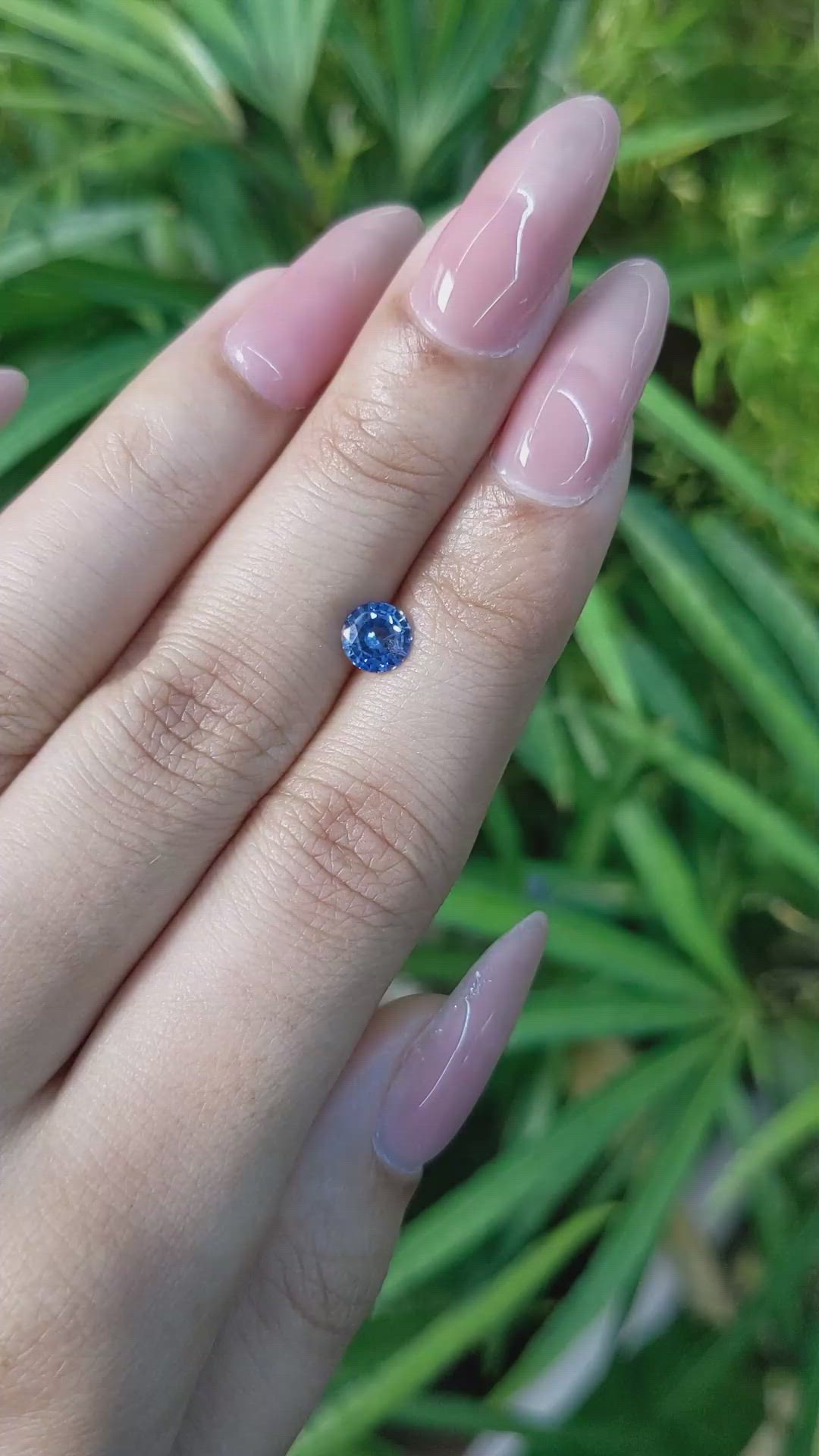 0.86 Ct. Blue Sapphire from Ceylon (Sri Lanka) Size Video