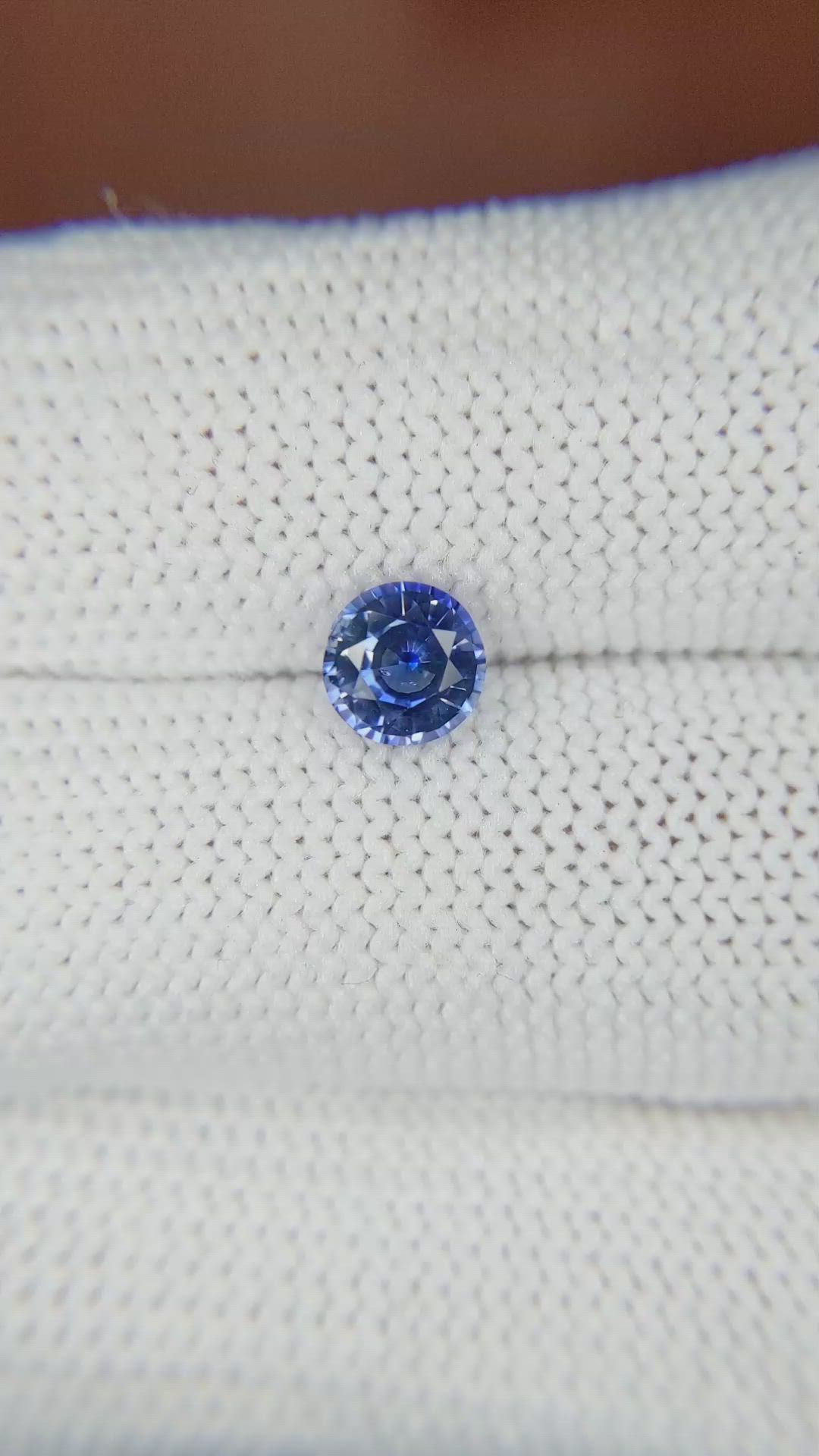 0.89 Ct. Blue Sapphire from Ceylon (Sri Lanka) Size Video