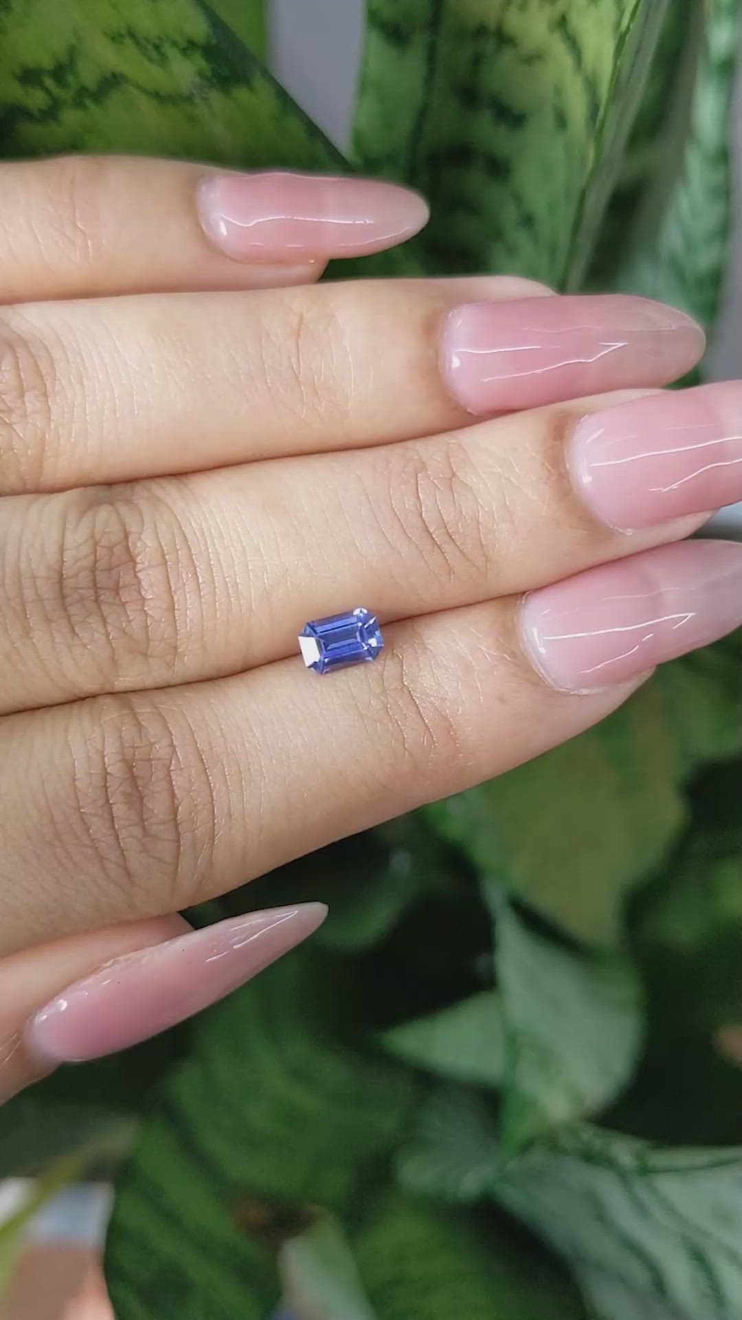 0.65 Ct. Blue Sapphire from Ceylon (Sri Lanka) Size Video