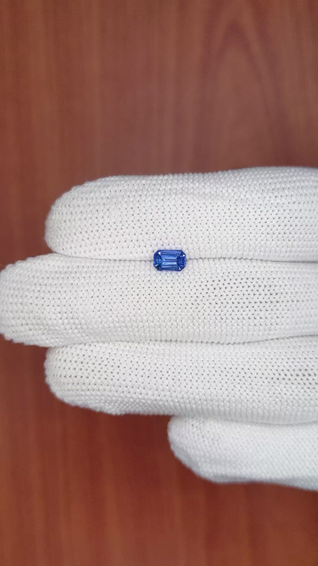 0.69 Ct. Blue Sapphire from Ceylon (Sri Lanka) Size Video