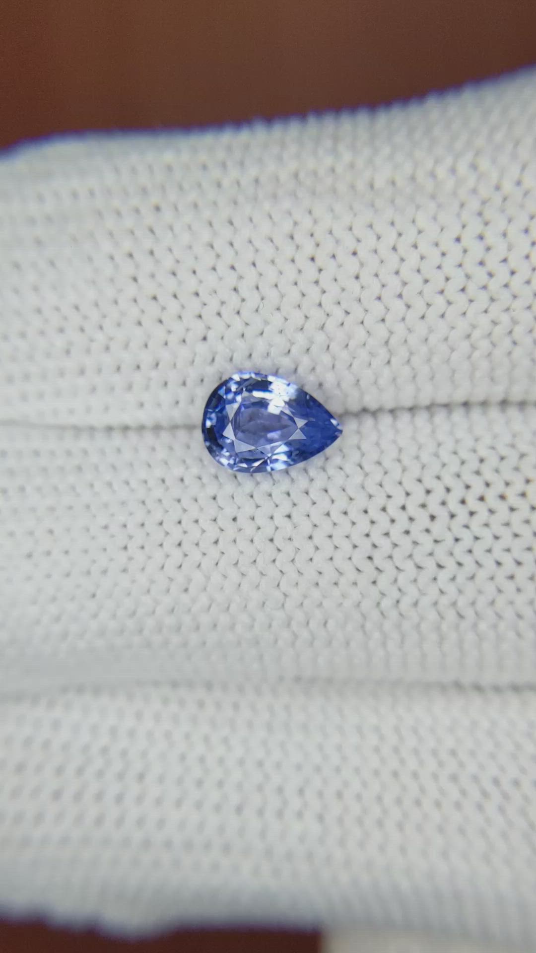 1.23 Ct. Blue Sapphire from Ceylon (Sri Lanka) Size Video