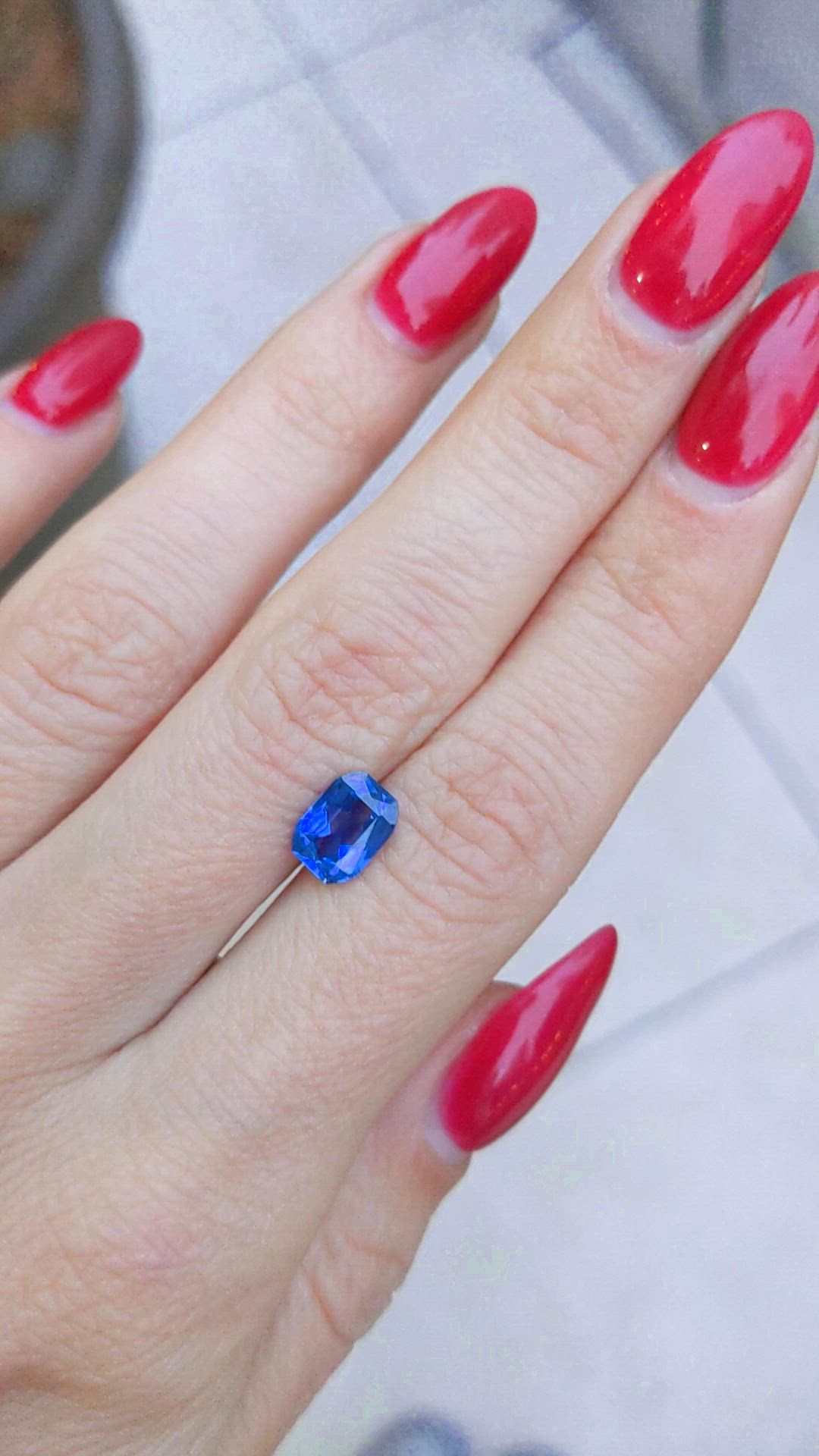 1.51 Ct. Blue Sapphire from Ceylon (Sri Lanka) Size Video