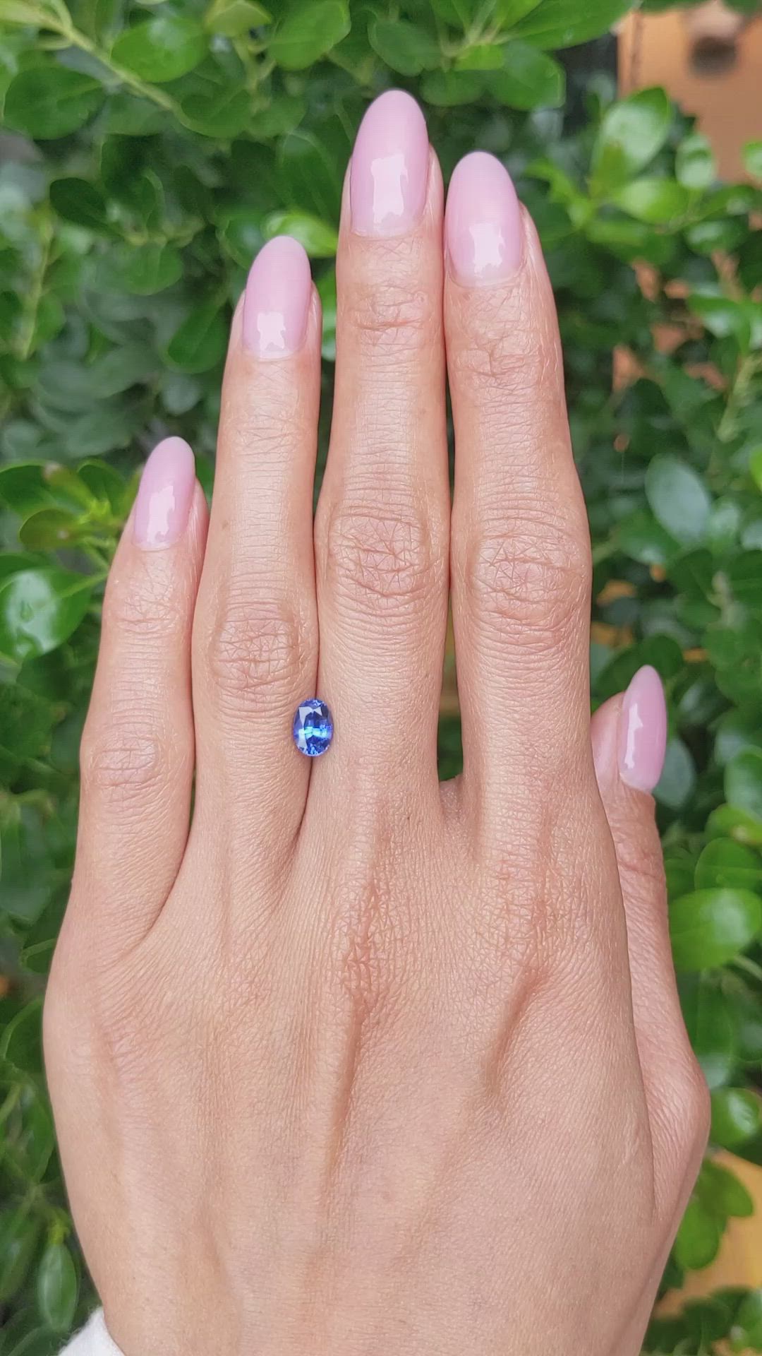 1.07 Ct. Blue Sapphire from Ceylon (Sri Lanka) Size Video