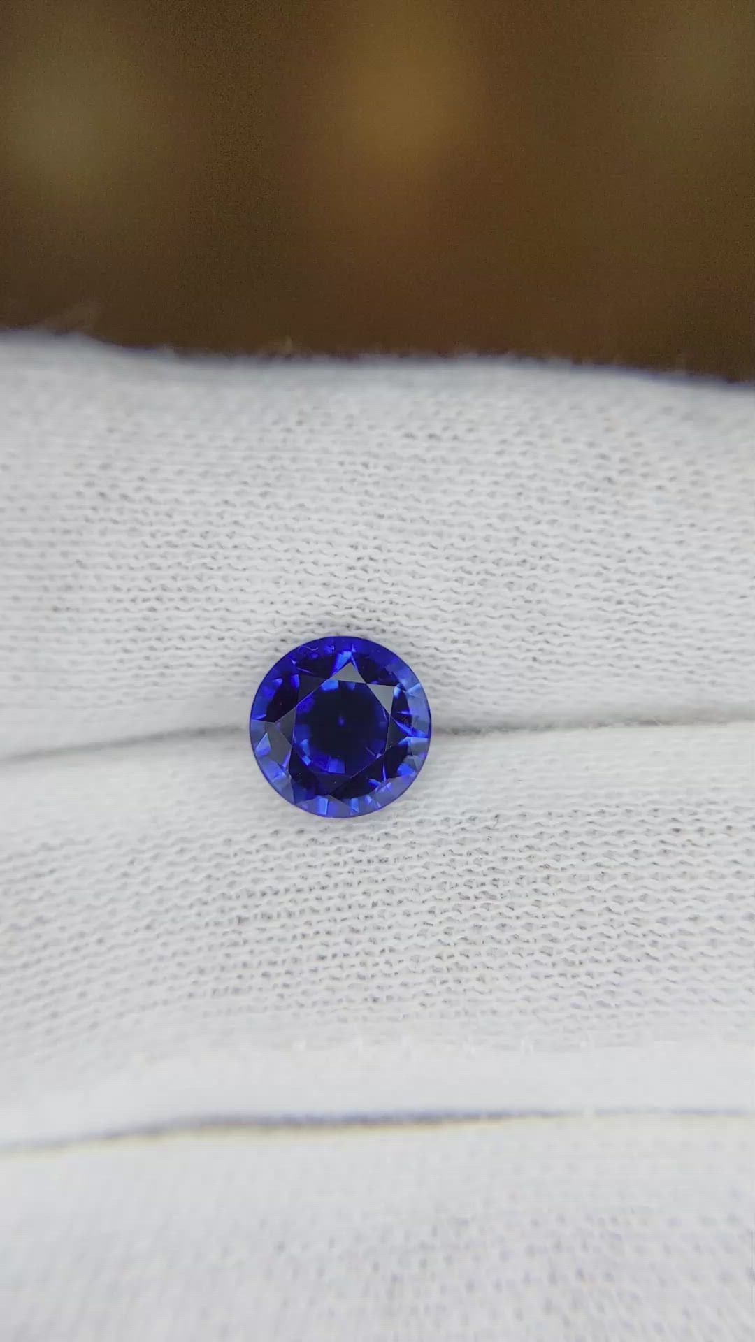 2.22 Ct. Blue Sapphire from Ceylon (Sri Lanka) Size Video