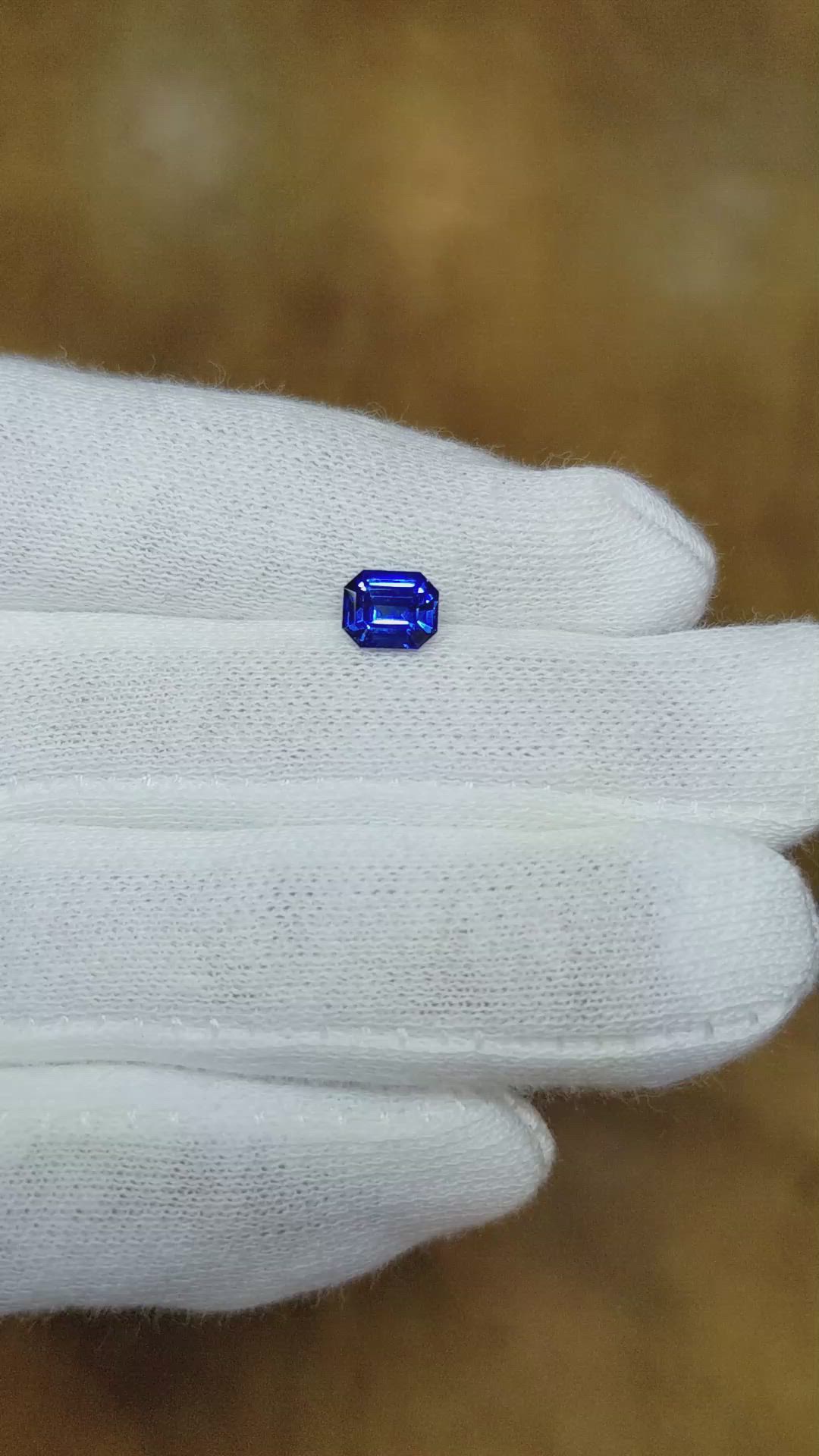 0.95 Ct. Blue Sapphire from Ceylon (Sri Lanka) Size Video