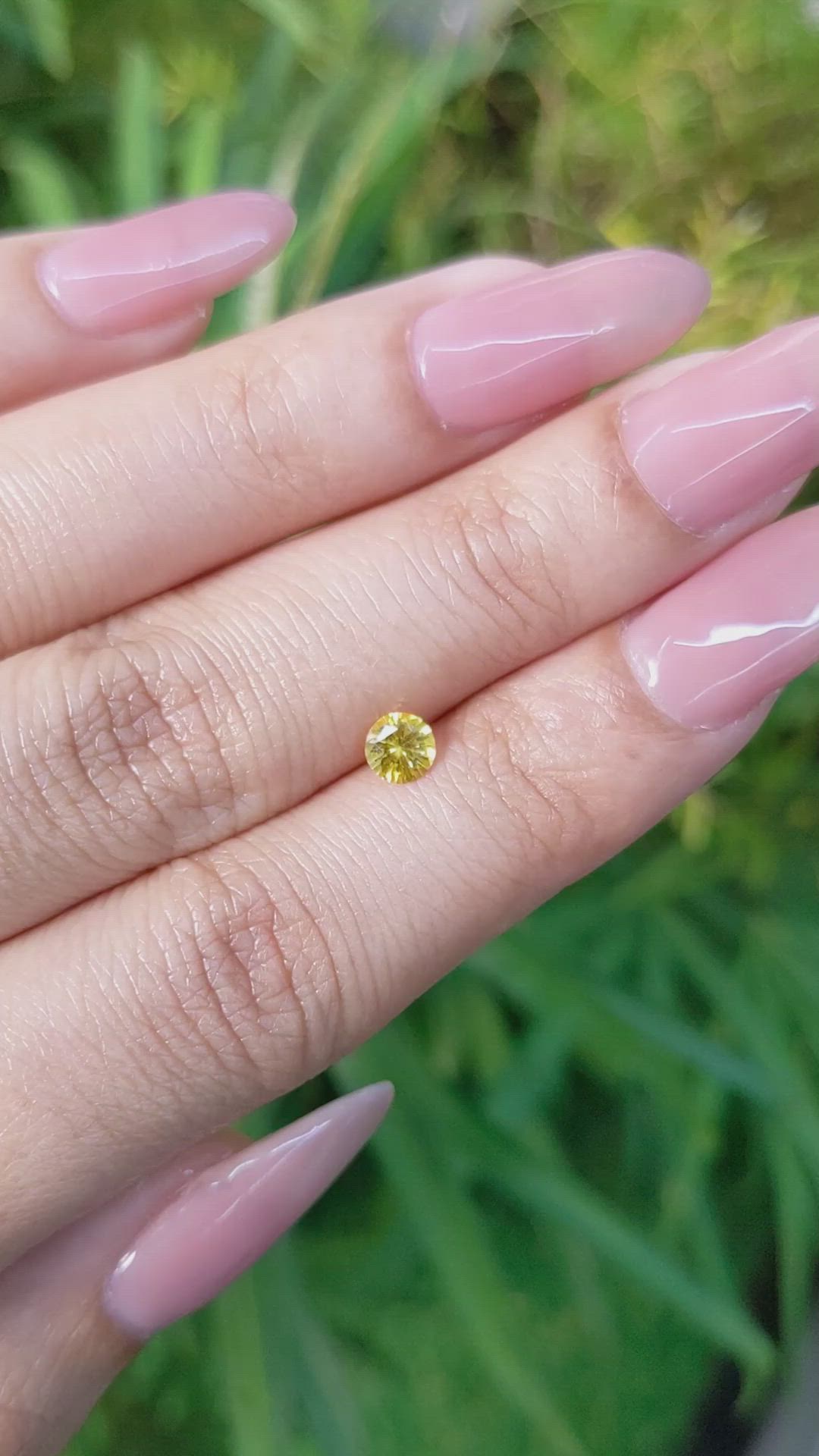 0.41 Ct. Orangish Yellow Sapphire from Ceylon (Sri Lanka) Size Video