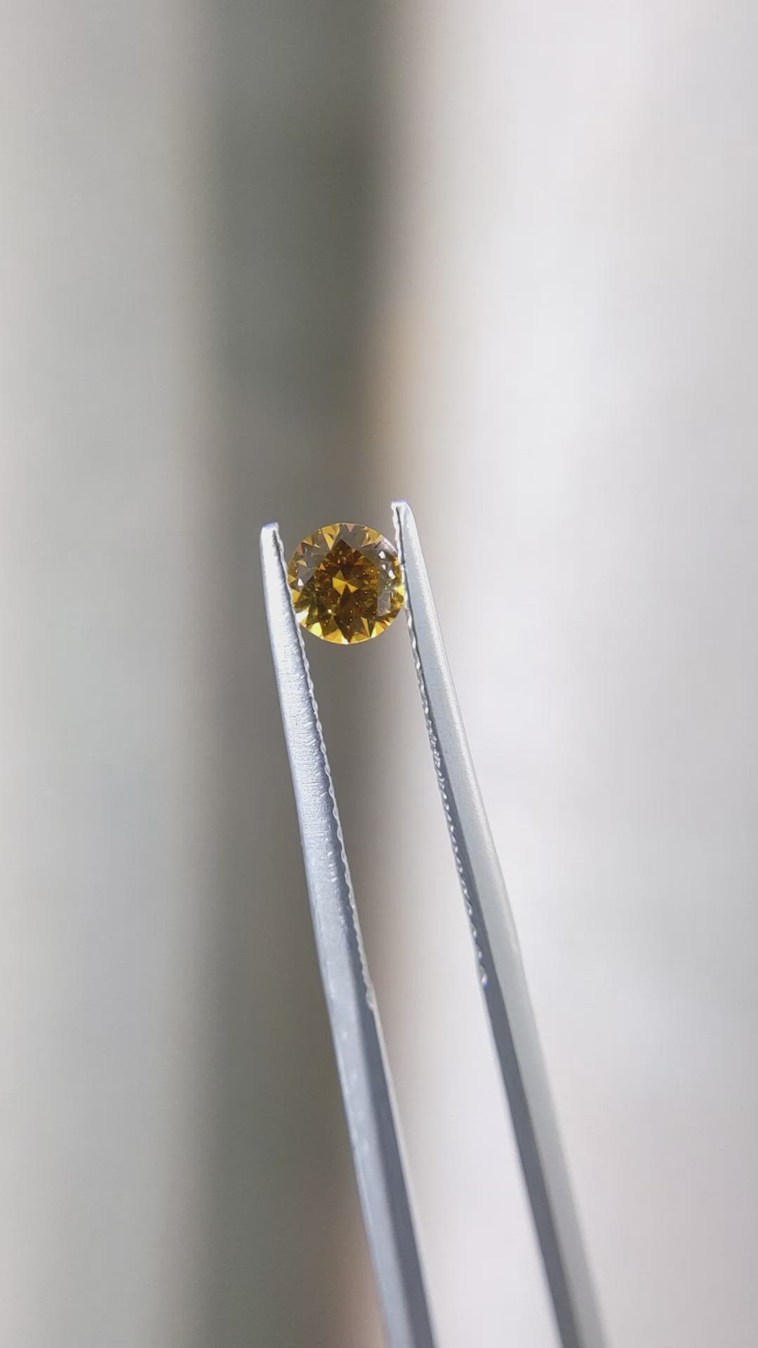 0.42 Ct. Orangish Yellow Sapphire from Ceylon (Sri Lanka) Size Video