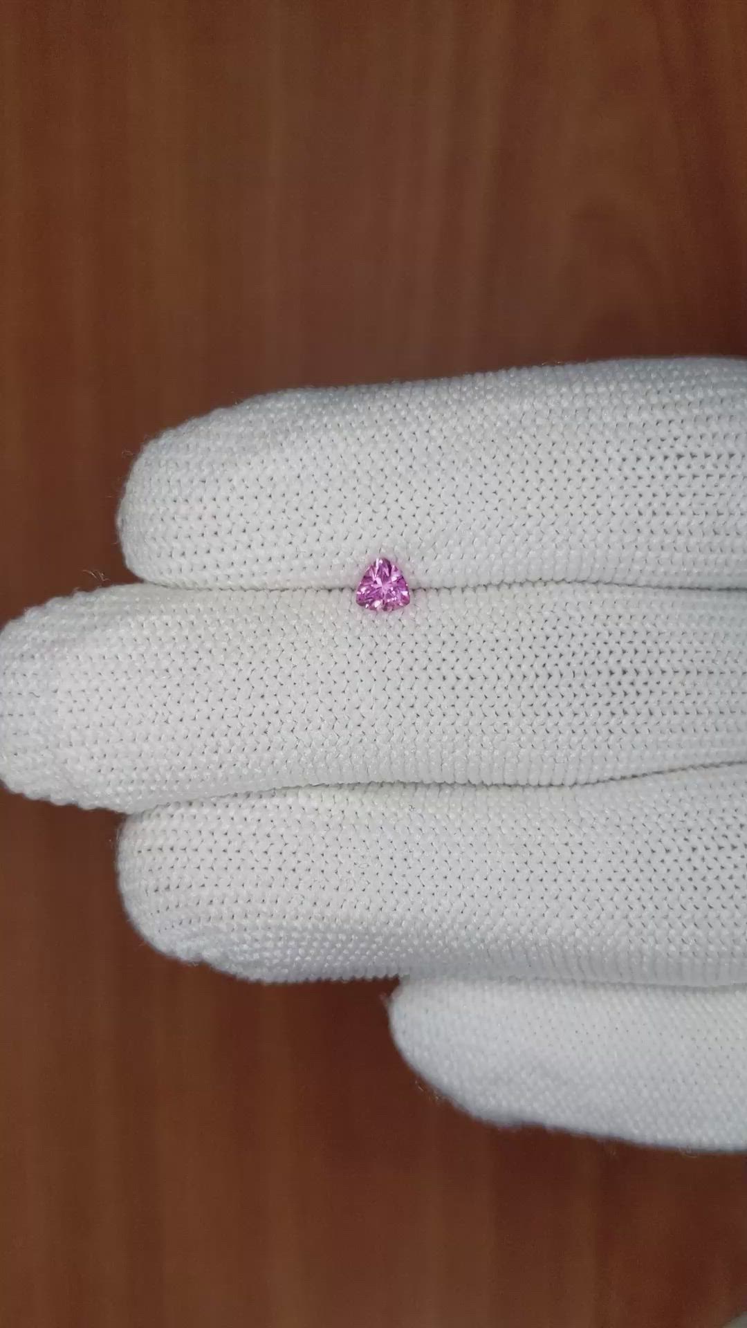 0.30 Ct. Pink Sapphire from Ceylon (Sri Lanka) Size Video