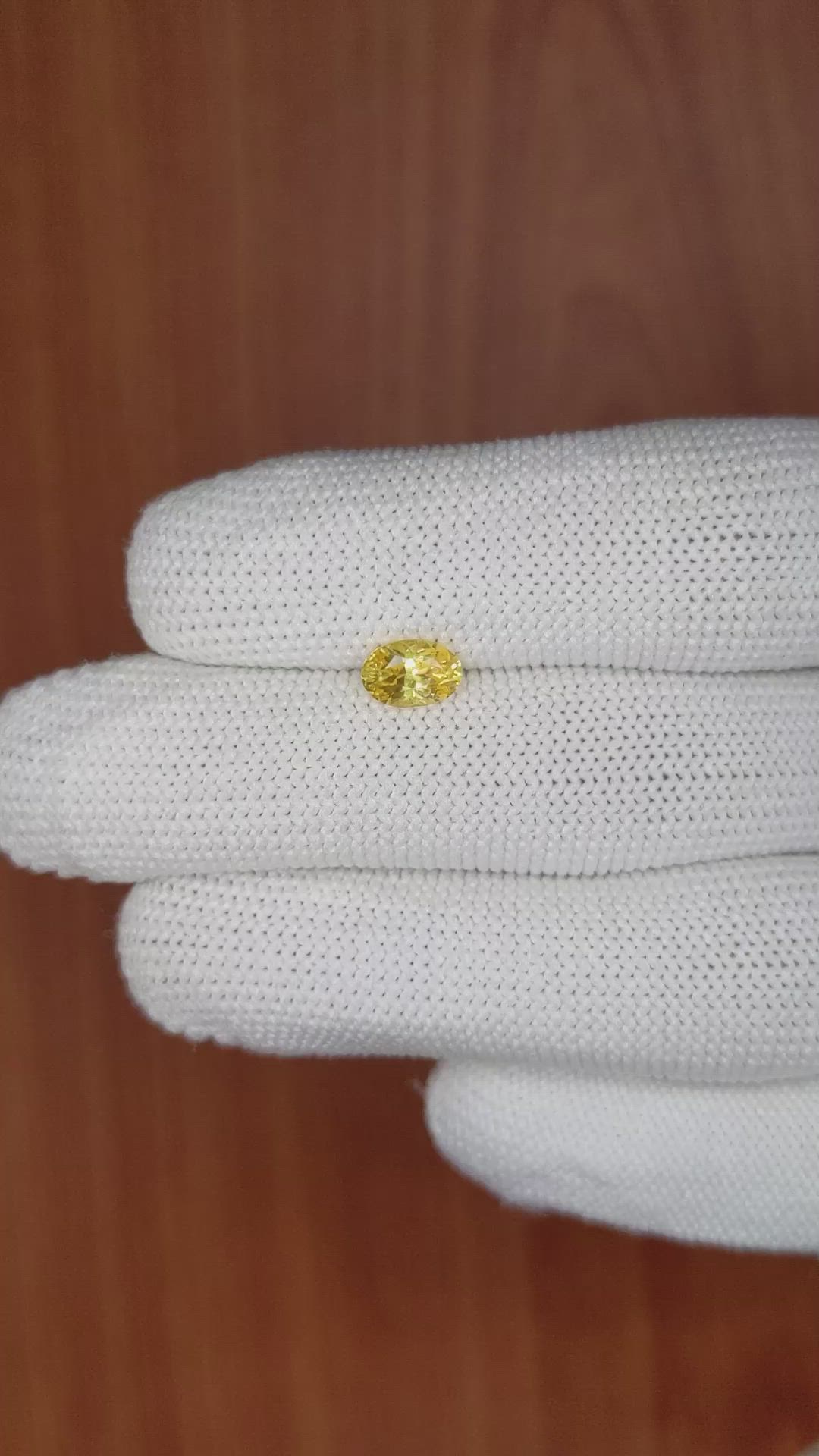 0.96 Ct. Yellow Sapphire from Ceylon (Sri Lanka) Size Video
