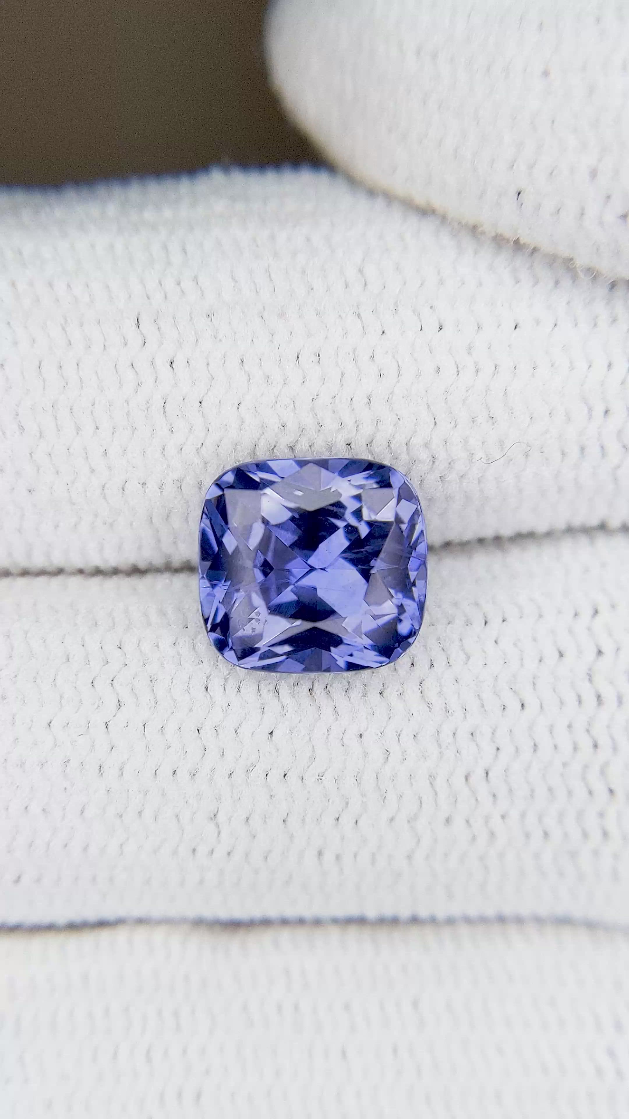 2.57 Ct. Blue Sapphire from Ceylon (Sri Lanka) Size Video