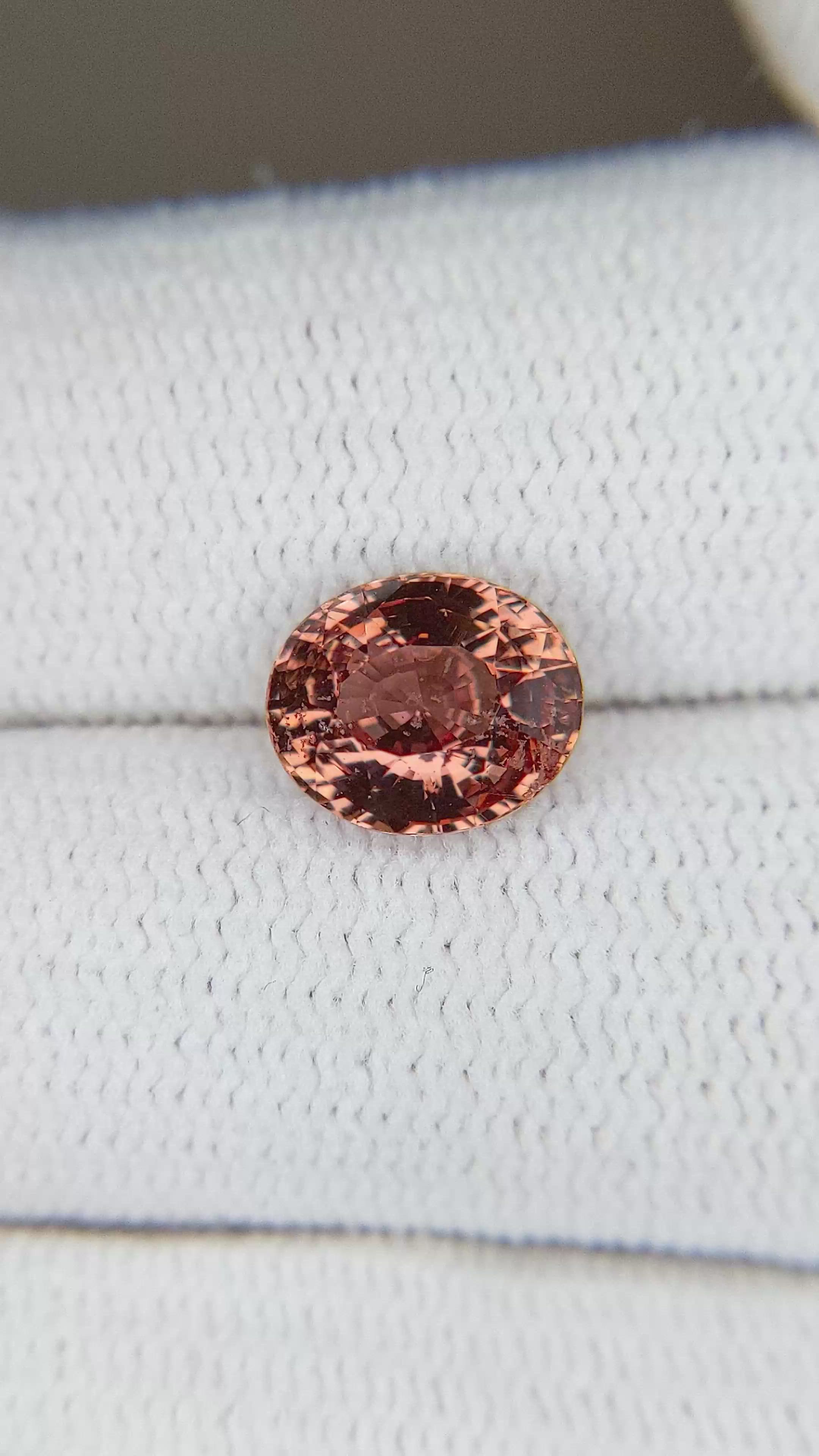 2.00 Ct. Padparadscha Sapphire from Madagascar Size Video