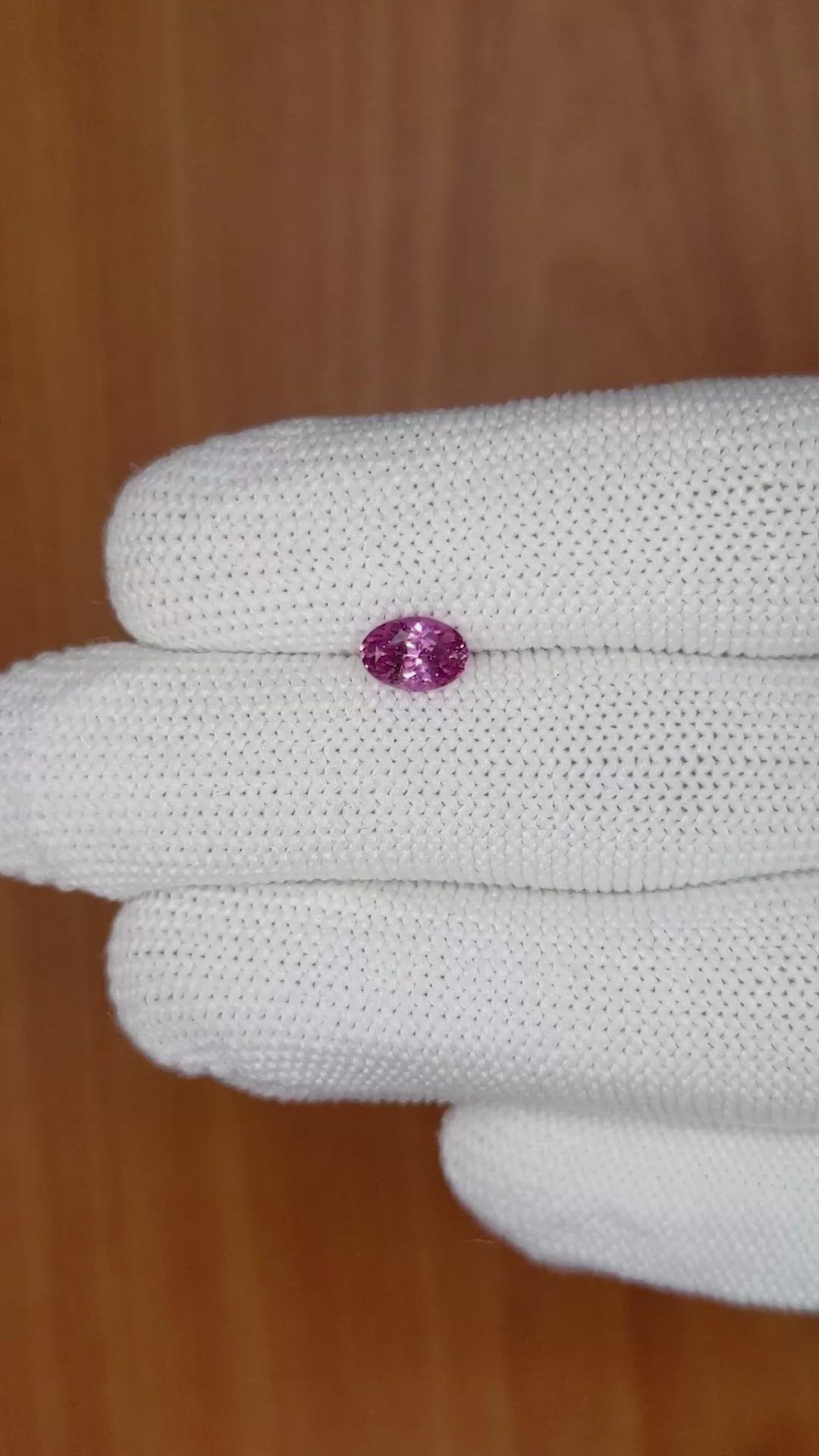 0.80 Ct. Pinkish Purple Sapphire from Ceylon (Sri Lanka) Size Video
