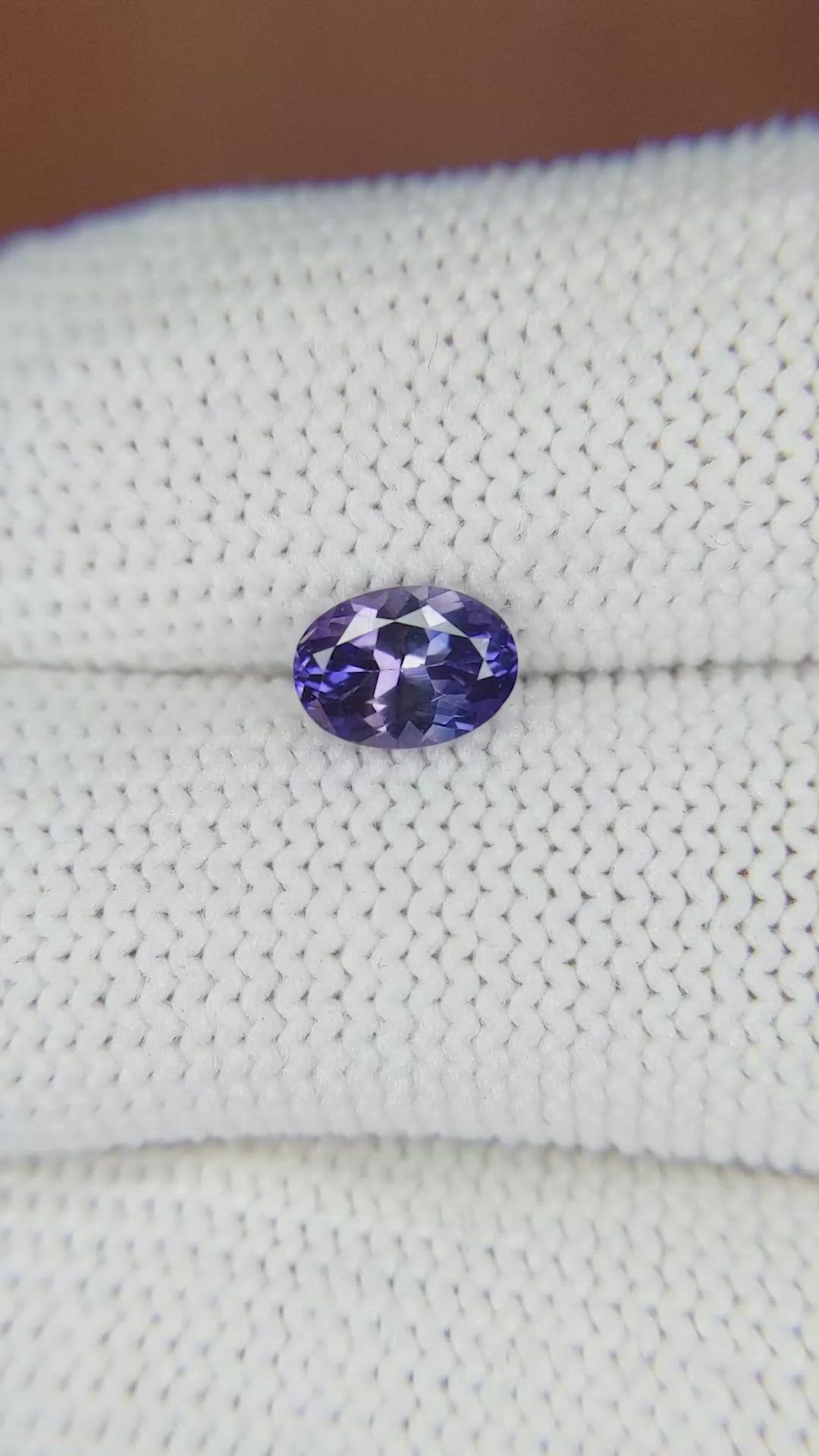 0.90 Ct. Bluish Purple Sapphire from Ceylon (Sri Lanka) Size Video