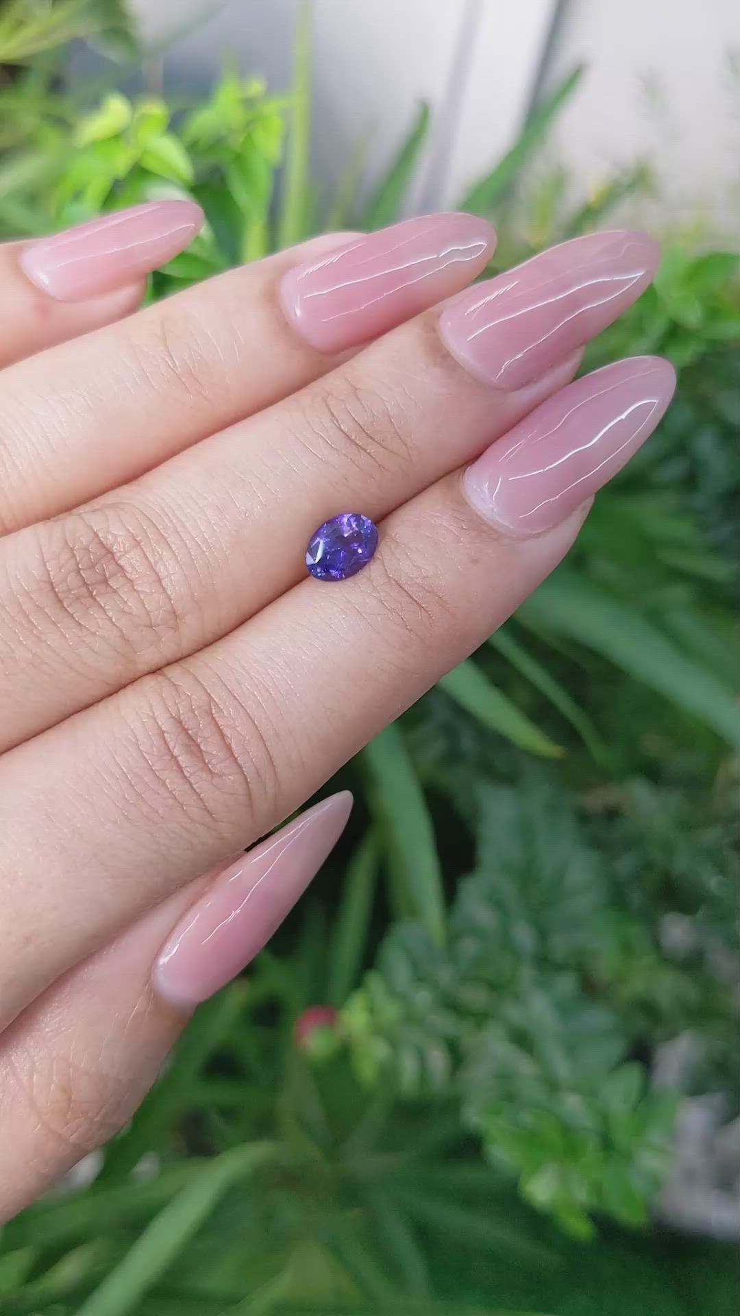 0.94 Ct. Color Change Sapphire from Ceylon (Sri Lanka) Size Video