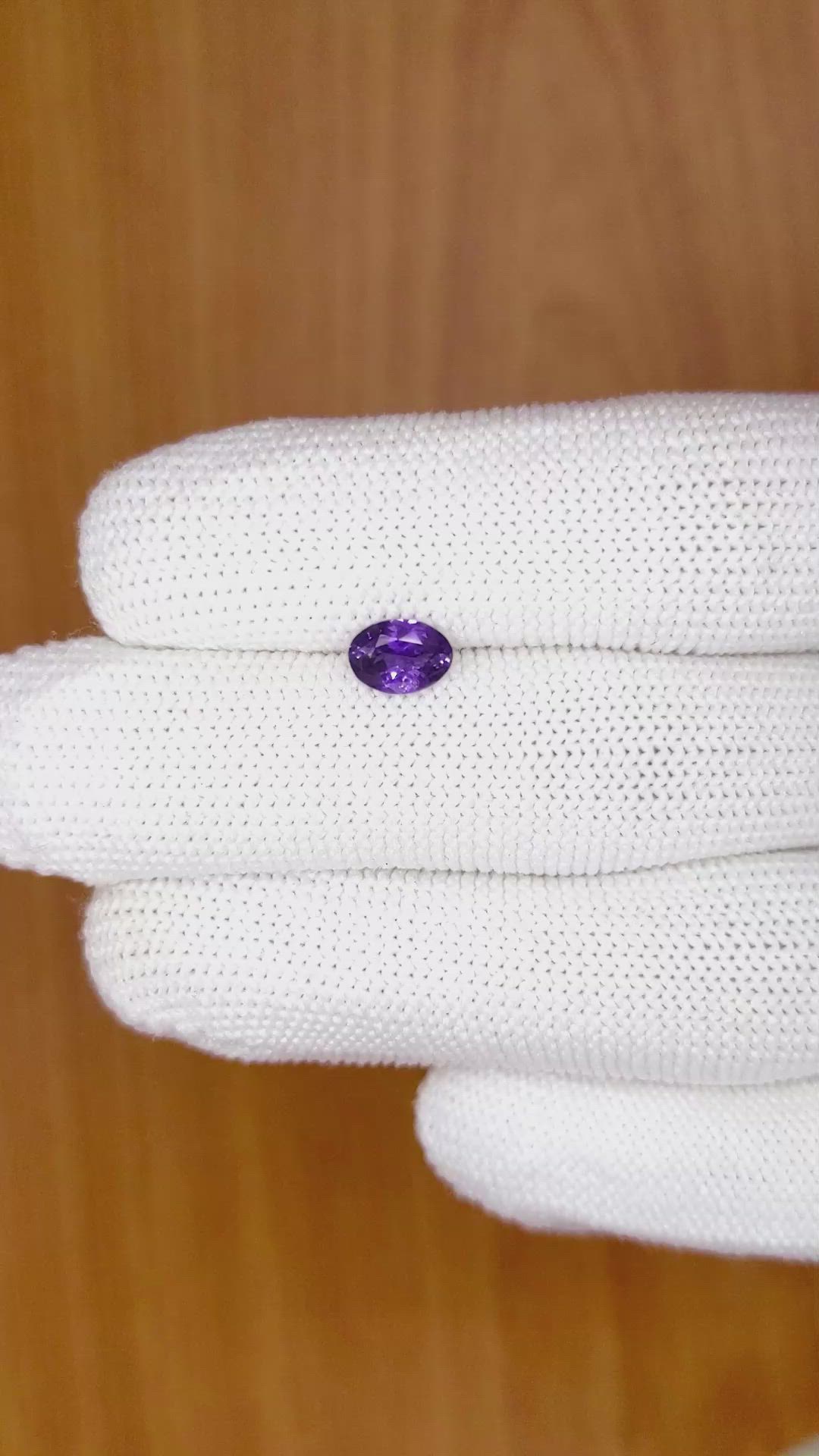 0.94 Ct. Color Change Sapphire from Ceylon (Sri Lanka) Size Video