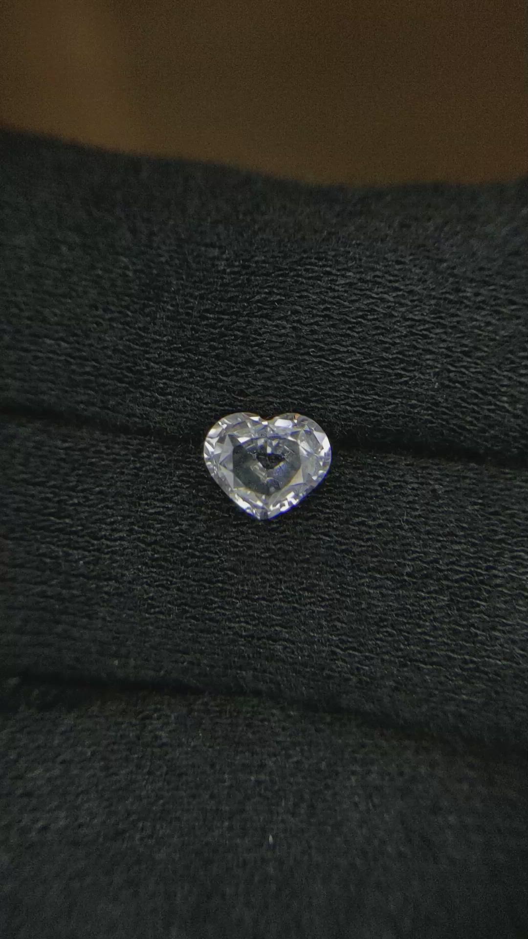 1.03 Ct. White Sapphire from Ceylon (Sri Lanka) Size Video