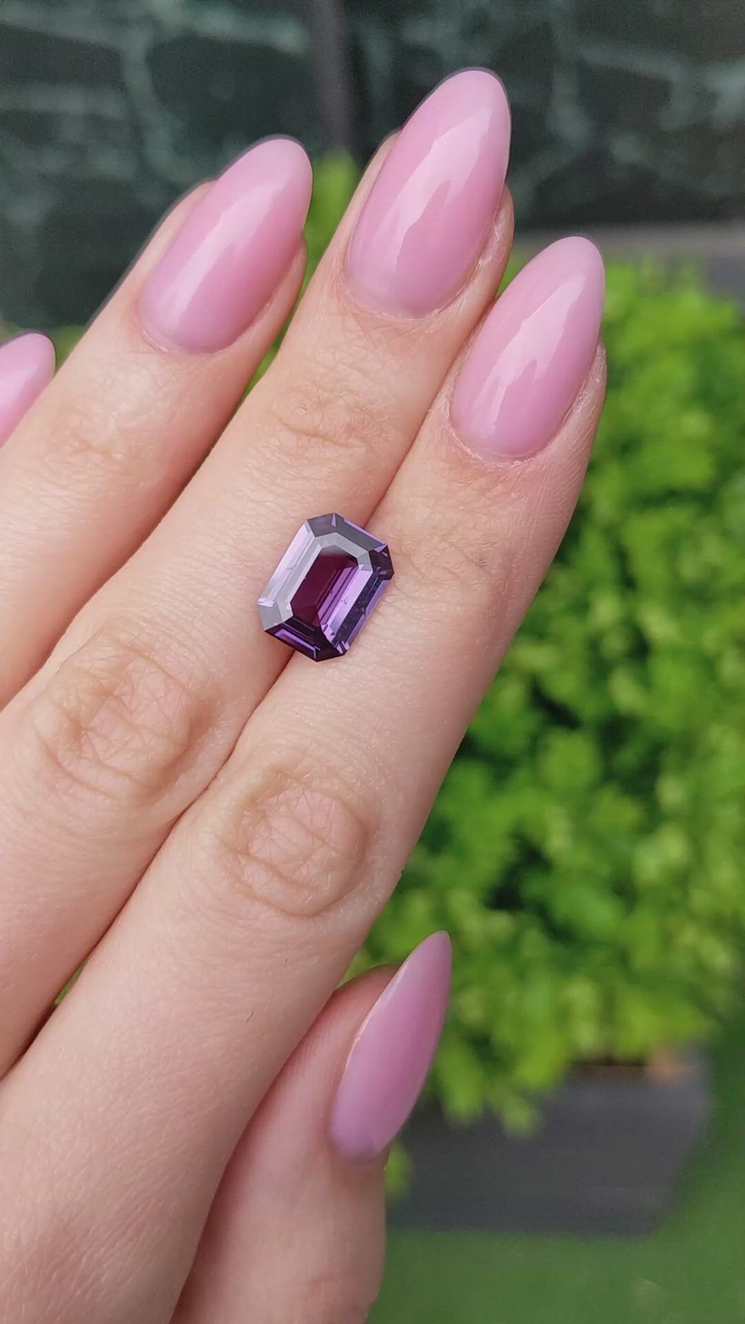 4.43 Ct. Purple Sapphire from Ceylon (Sri Lanka) Size Video