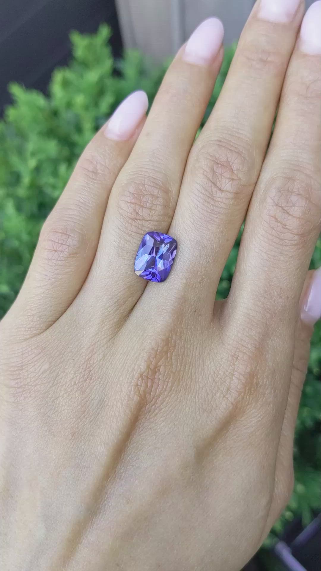 4.44 Ct. Color Change Sapphire from Ceylon (Sri Lanka) Size Video