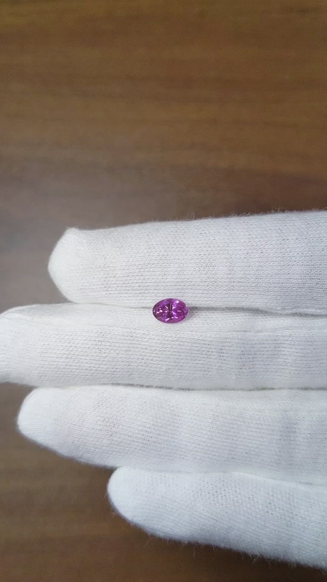 0.74 Ct. Pinkish Purple Sapphire from Ceylon (Sri Lanka) Size Video