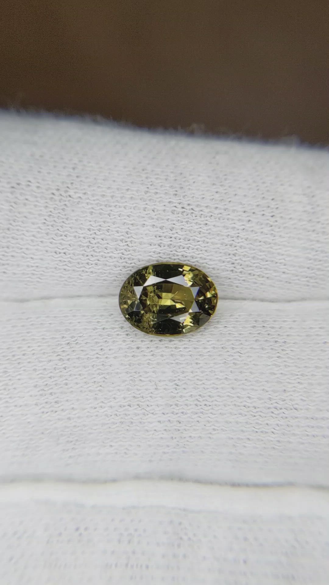2.09 Ct. Color Change Sapphire from Ceylon (Sri Lanka) Size Video