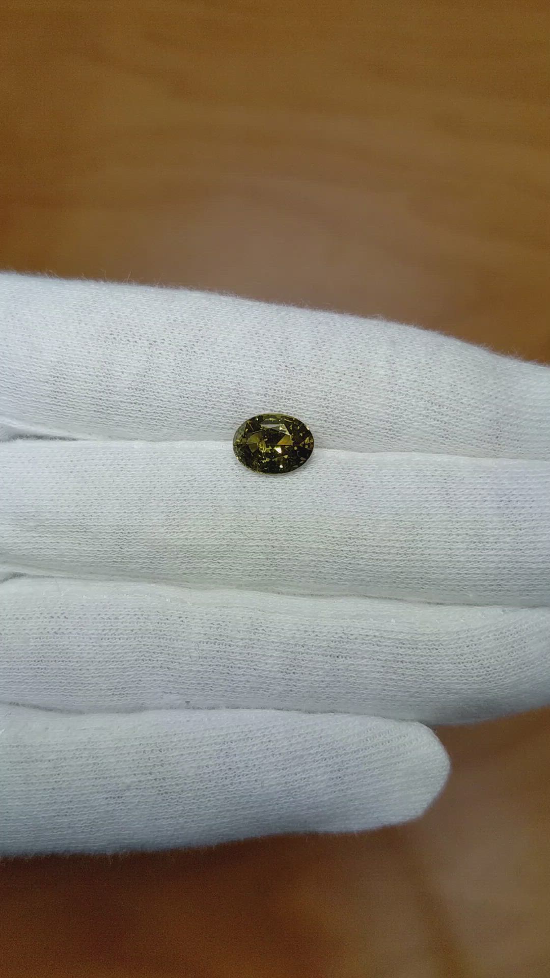 2.09 Ct. Color Change Sapphire from Ceylon (Sri Lanka) Size Video