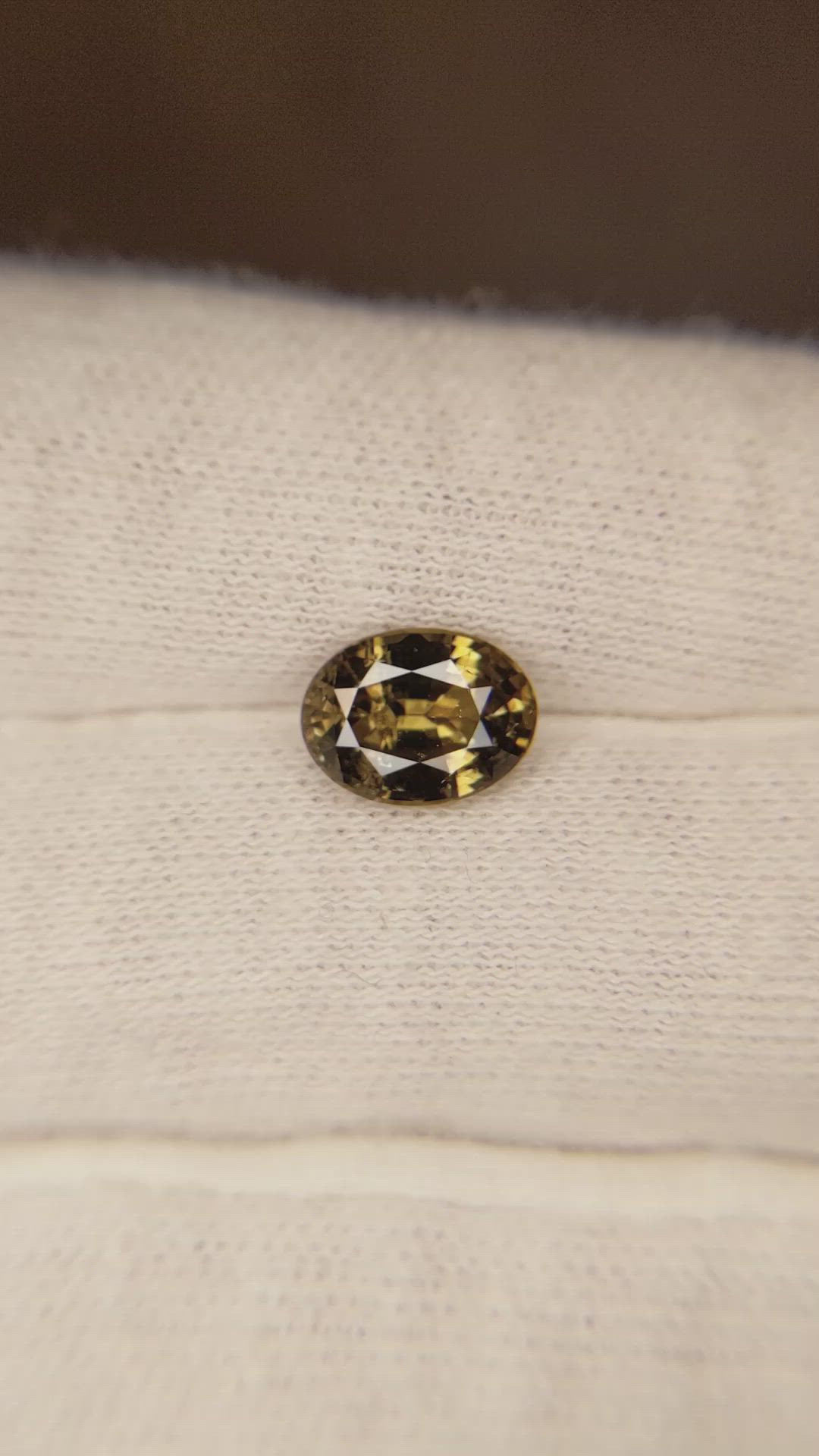 2.09 Ct. Color Change Sapphire from Ceylon (Sri Lanka) Size Video