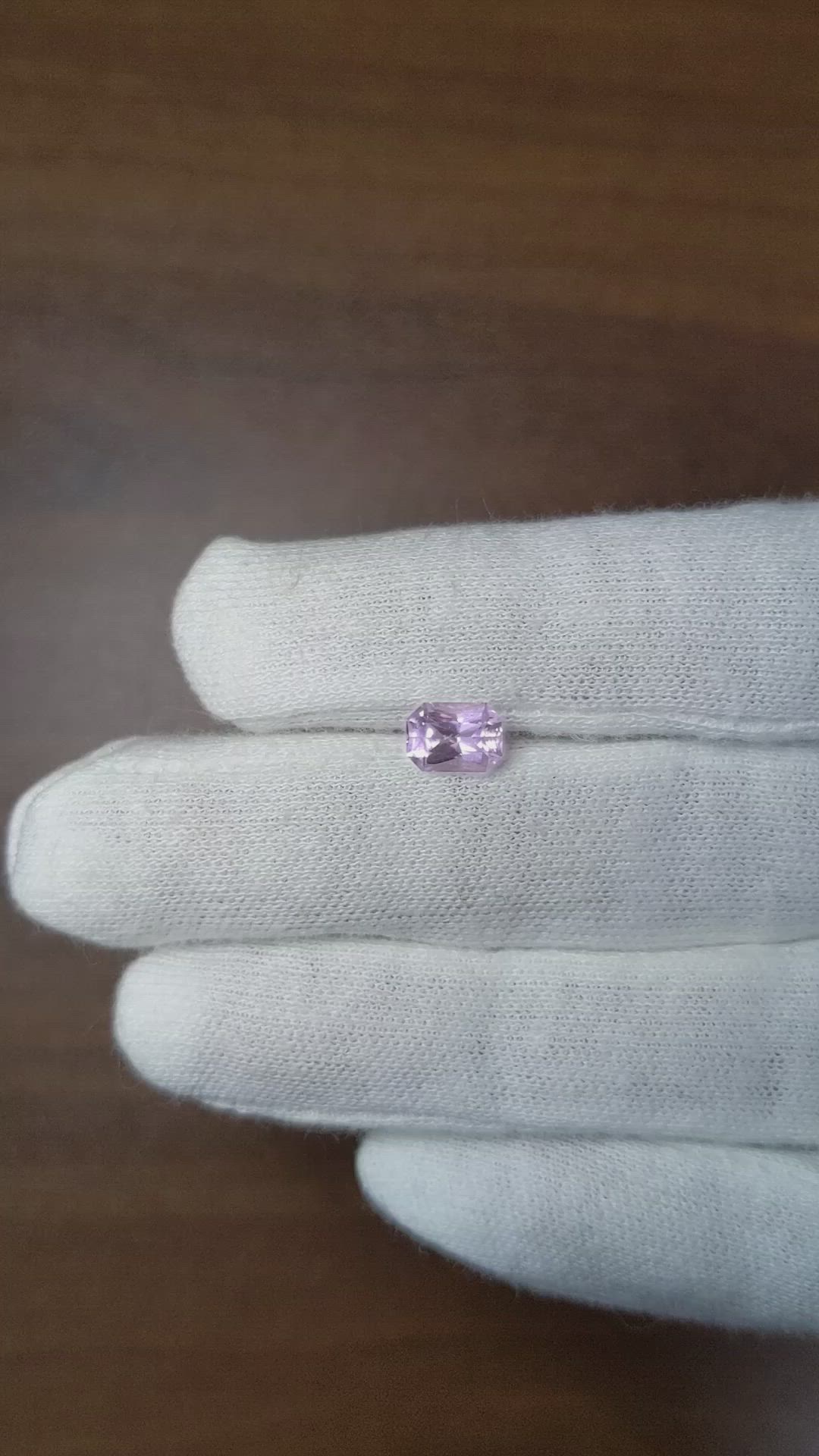 1.05 Ct. Purple Sapphire from Ceylon (Sri Lanka) Size Video