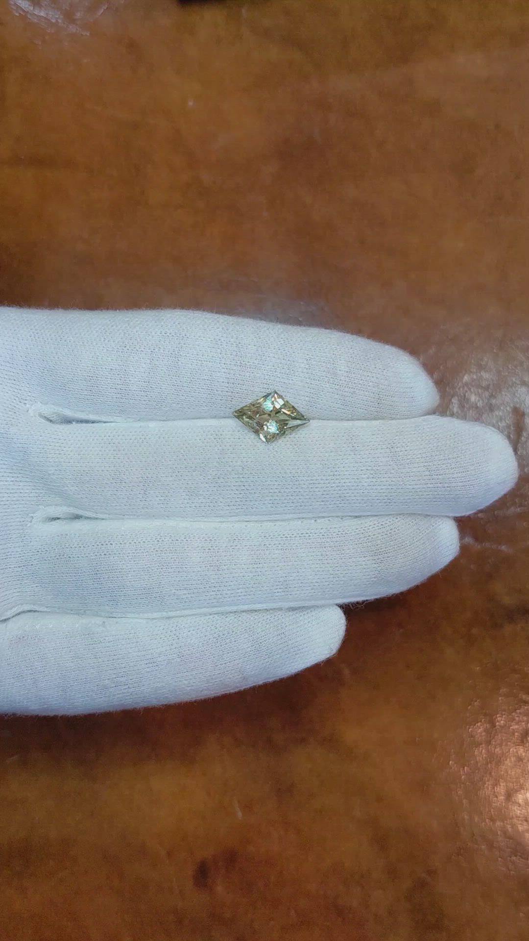 3.20 Ct. Sapphire from Montana Size Video