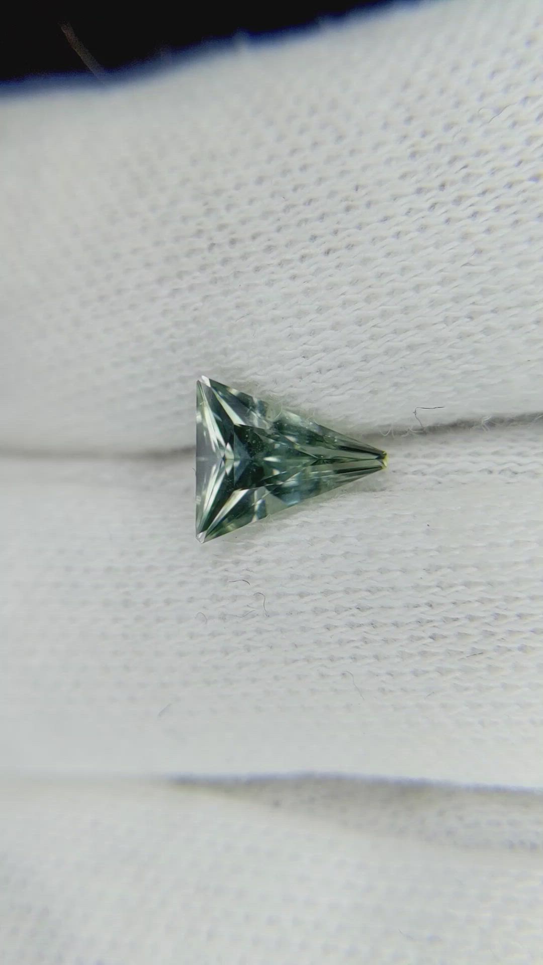 0.93 Ct. Sapphire from Montana Size Video