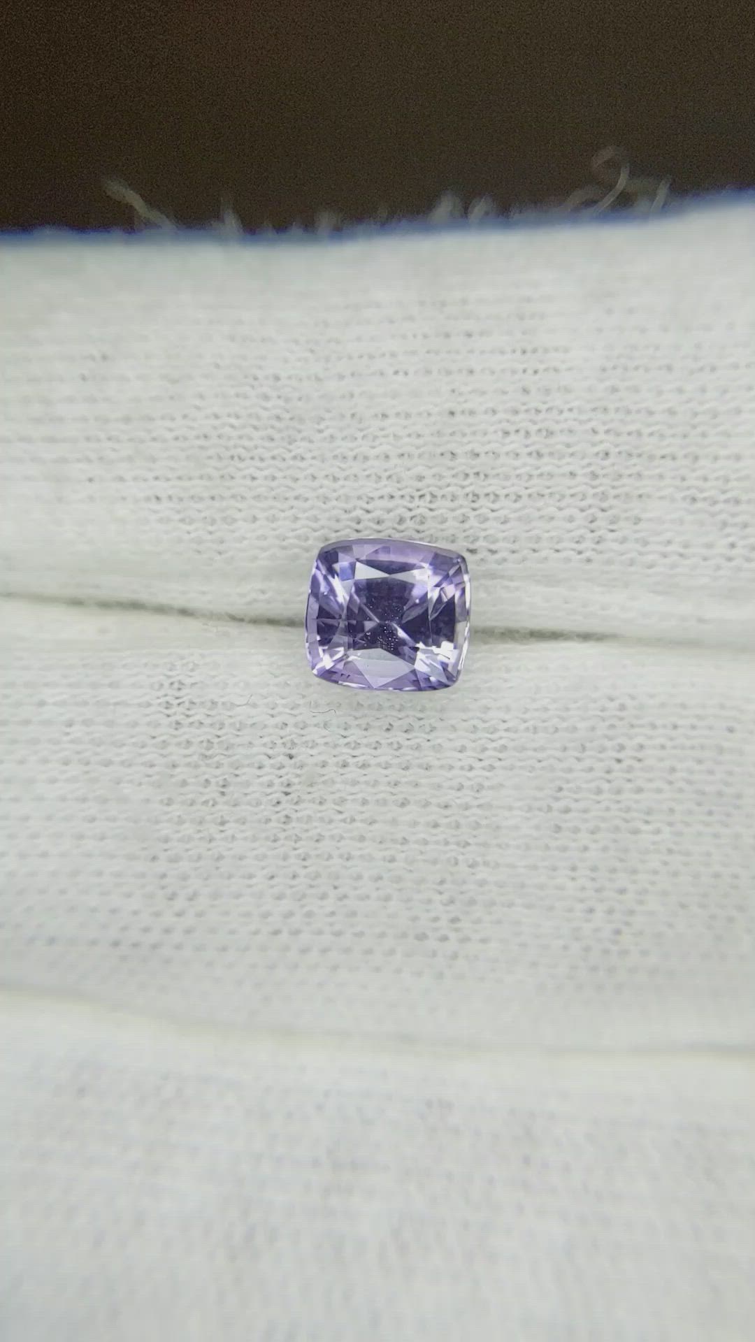 1.34 Ct. Sapphire from Ceylon (Sri Lanka) Size Video