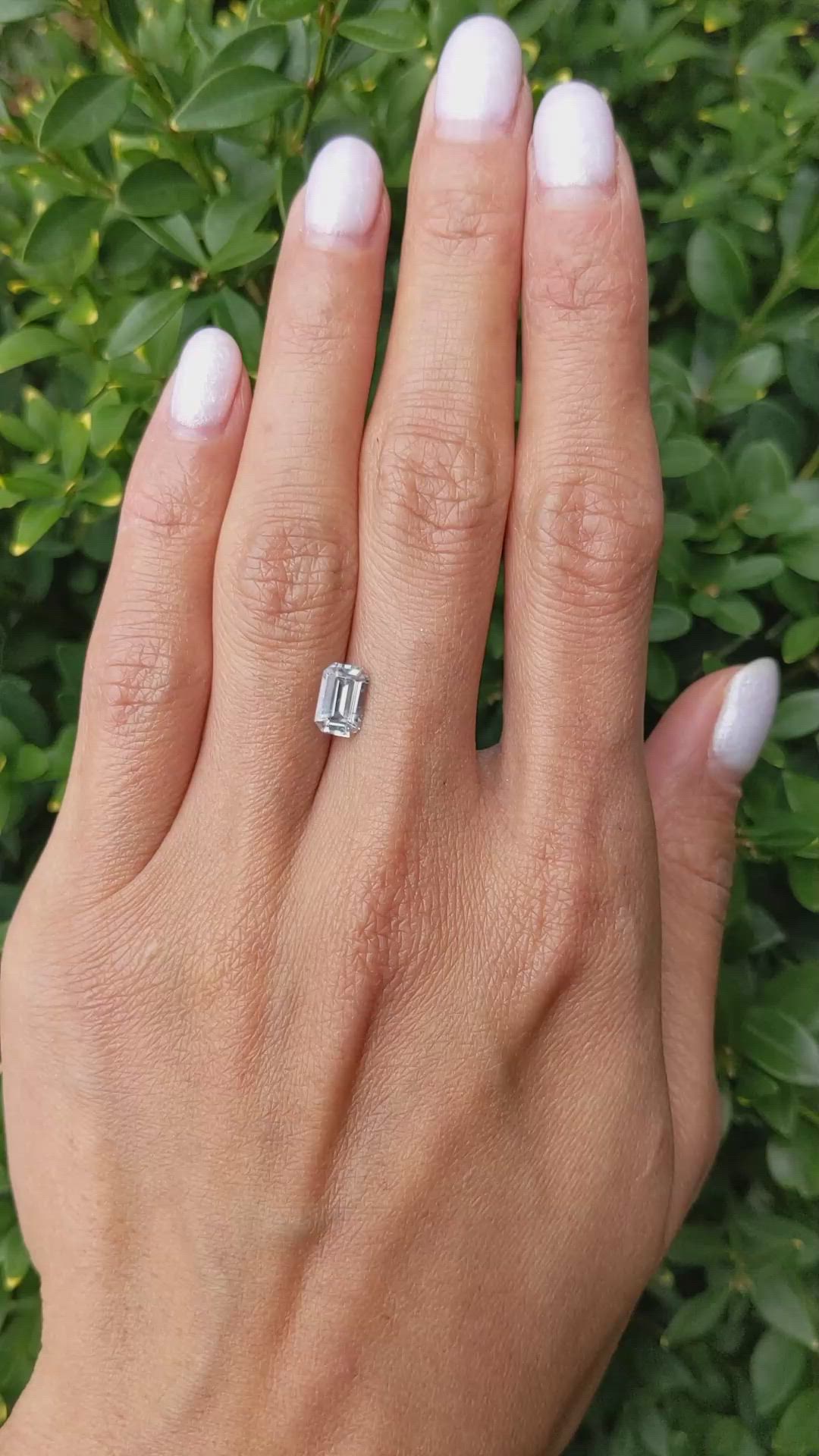 1.42 Ct. White Sapphire from Ceylon (Sri Lanka) Size Video