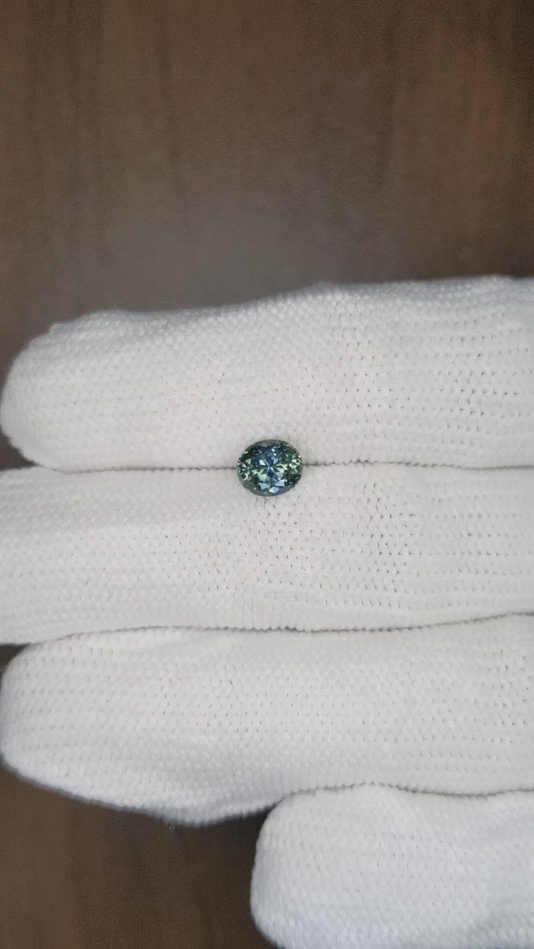 1.06 Ct. Greenish Blue Sapphire from Montana Size Video
