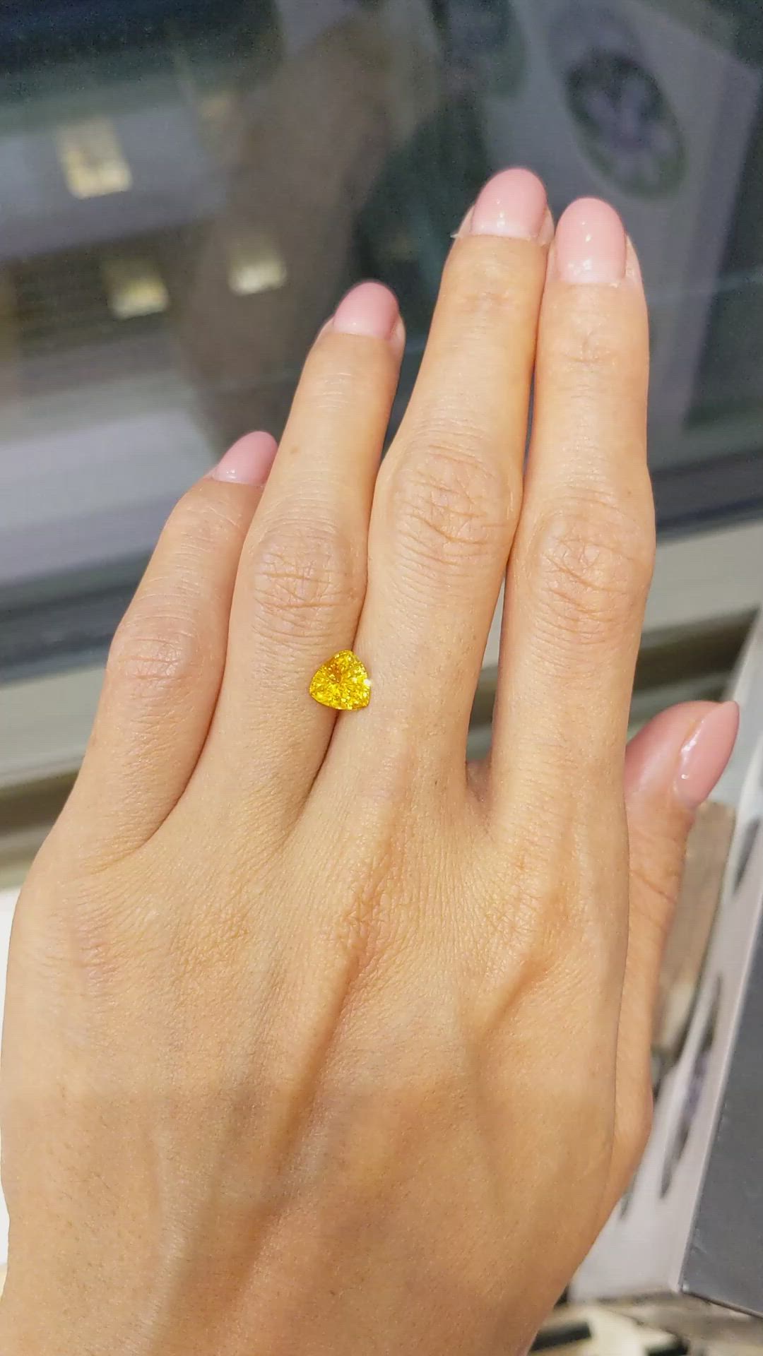 1.34 Ct. Yellowish Orange Sapphire from Ceylon (Sri Lanka) Size Video