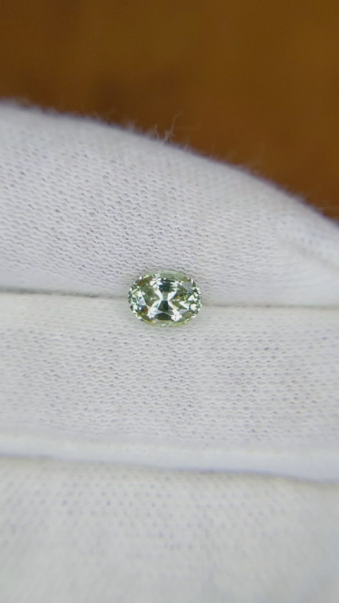 0.92 Ct. Yellowish Green Sapphire from Ceylon (Sri Lanka) Size Video