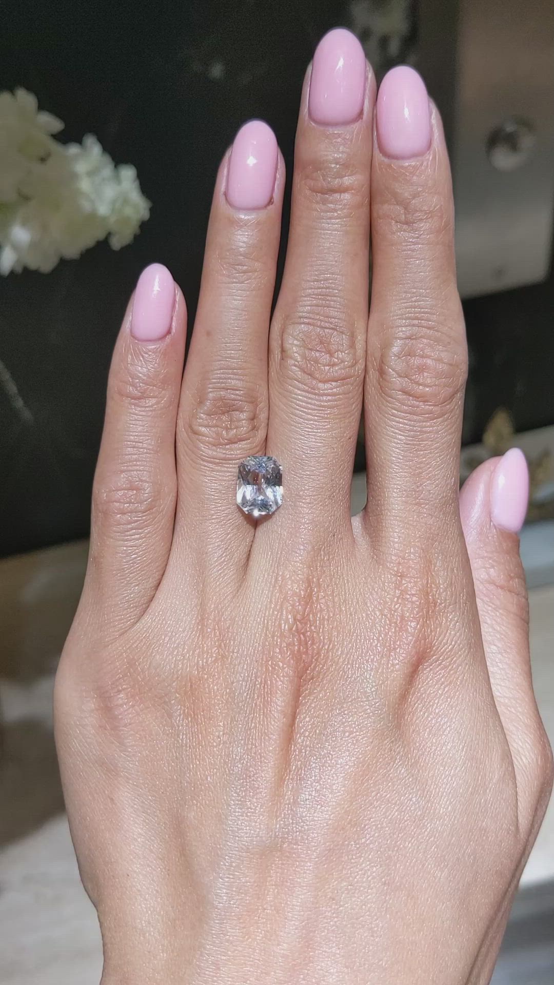 3.51 Ct. White Sapphire from Ceylon (Sri Lanka) Size Video