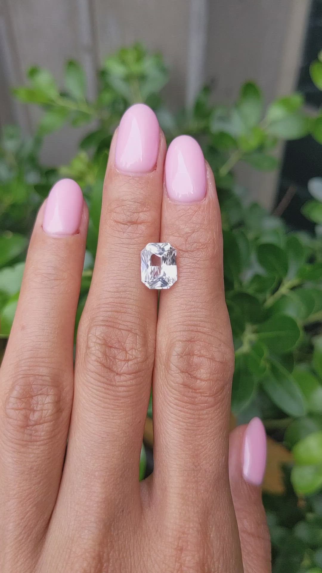 3.51 Ct. White Sapphire from Ceylon (Sri Lanka) Size Video