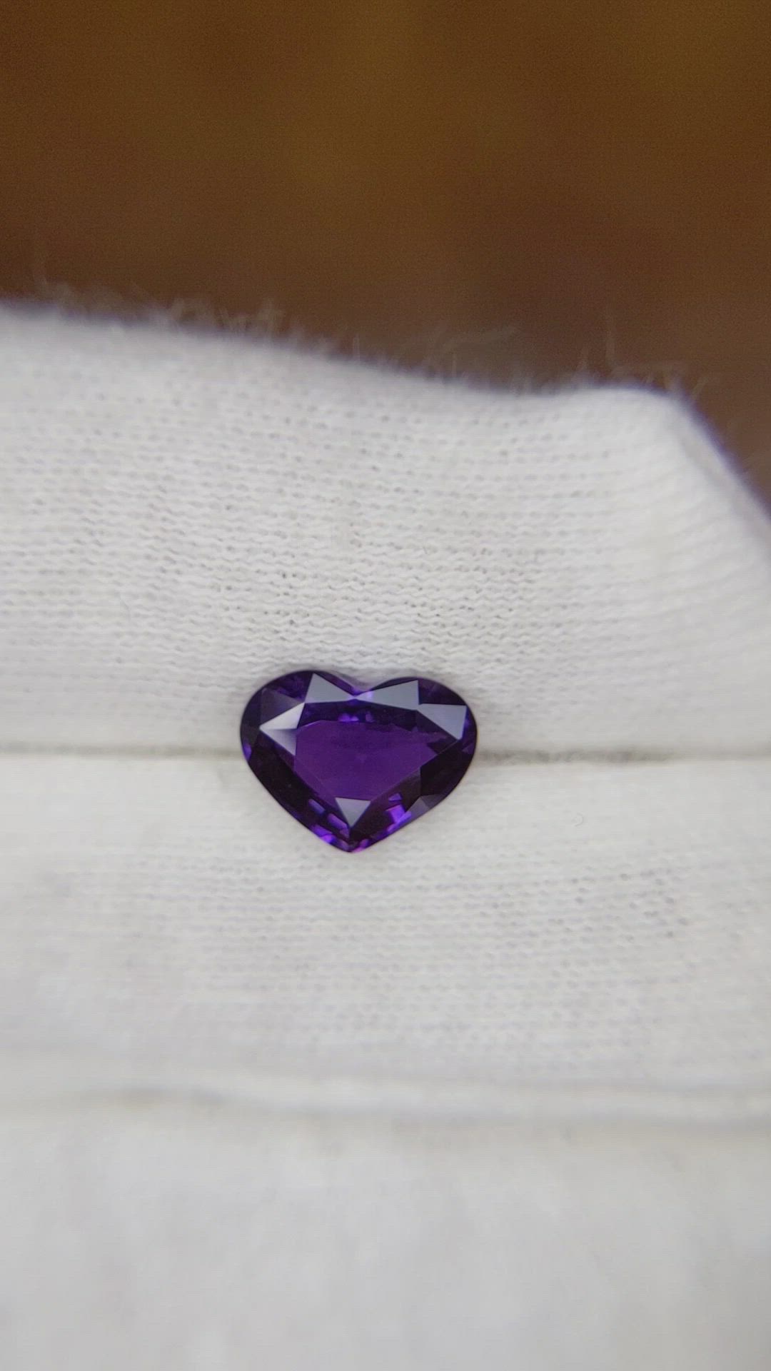 2.05 Ct. Purple Sapphire from Ceylon (Sri Lanka) Size Video