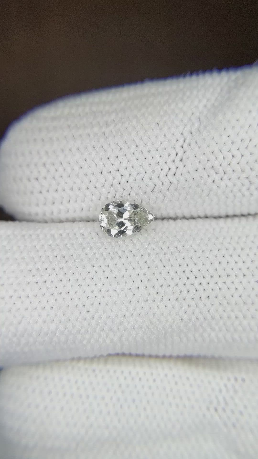 0.59 Ct. Green Sapphire from Montana Size Video