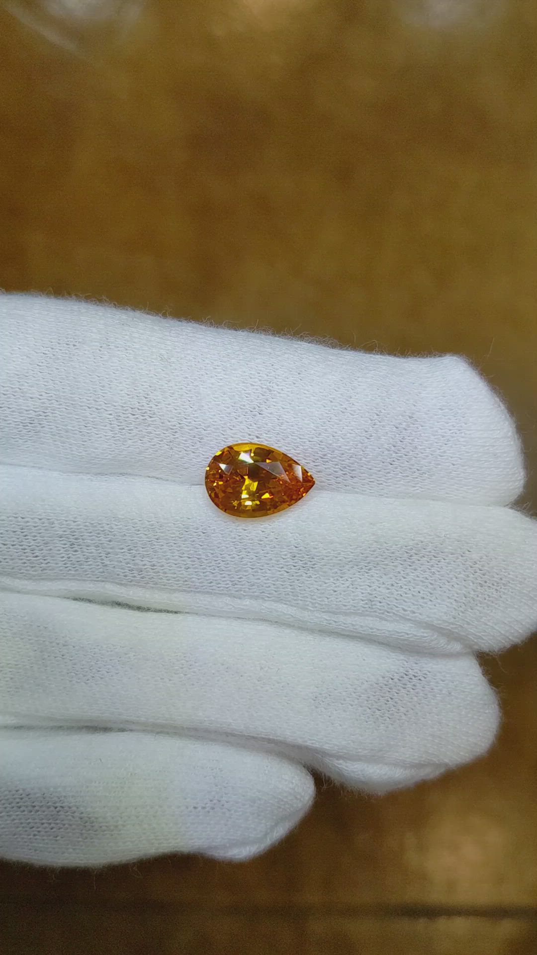 3.60 Ct. Orange Sapphire from Ceylon (Sri Lanka) Size Video