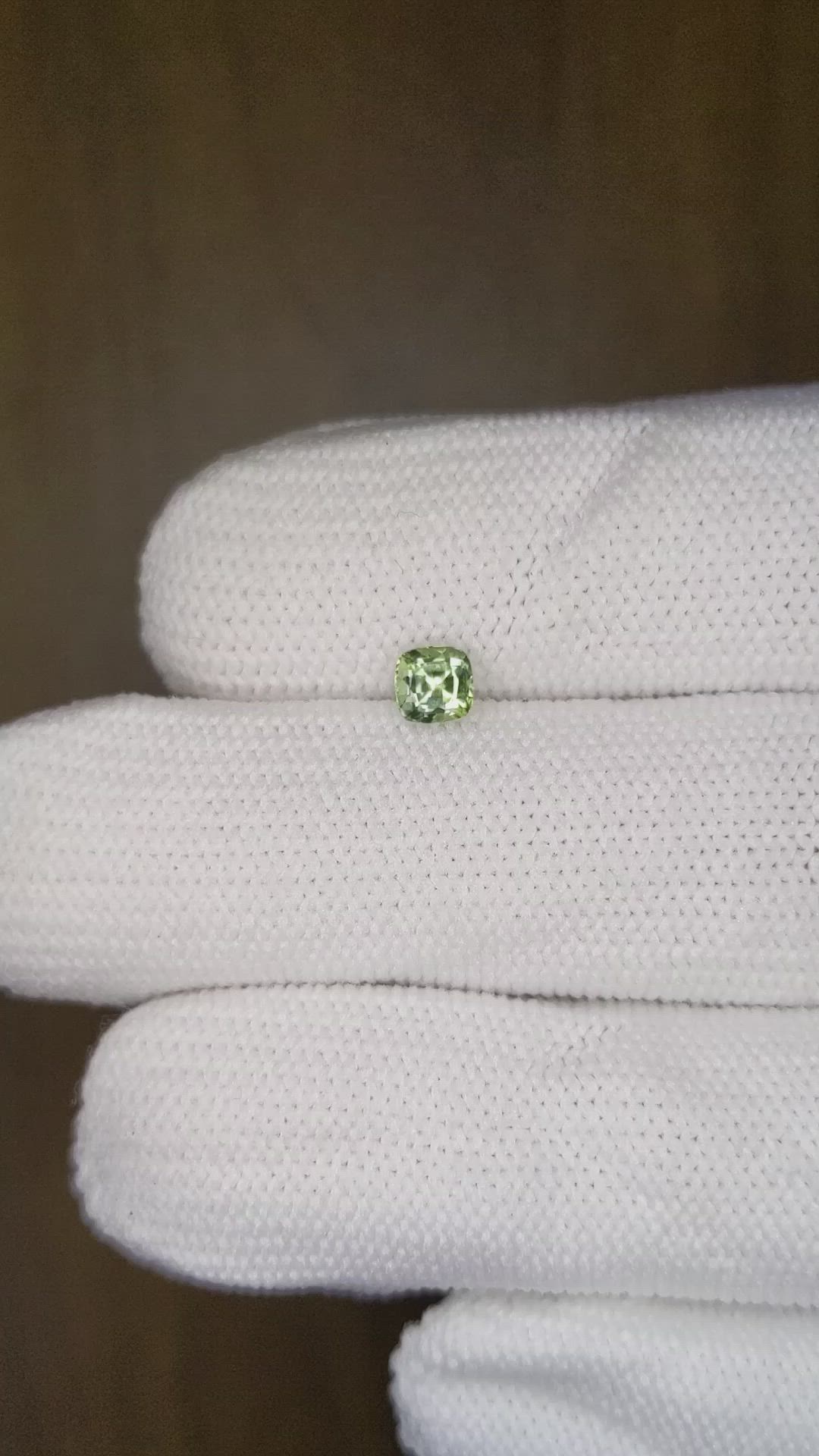 0.49 Ct. Yellowish Green Sapphire from Ceylon (Sri Lanka) Size Video
