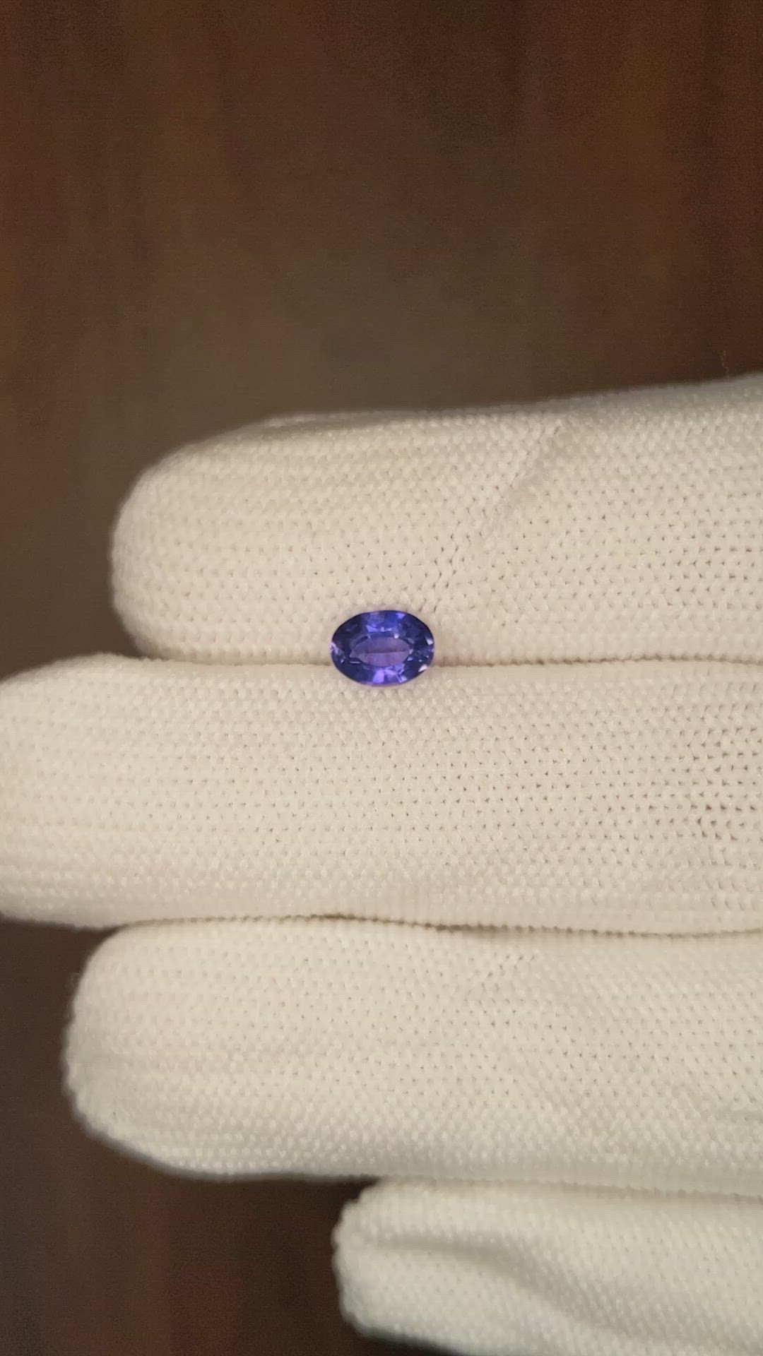 0.74 Ct. Color Change Sapphire from Ceylon (Sri Lanka) Size Video