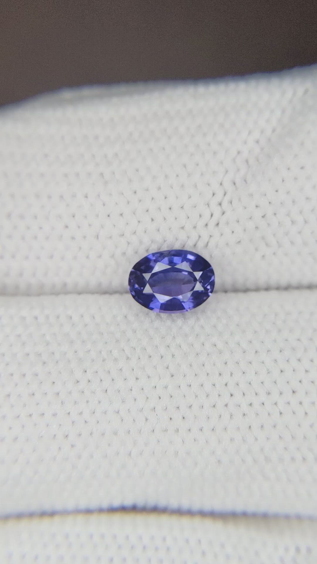 0.74 Ct. Color Change Sapphire from Ceylon (Sri Lanka) Size Video