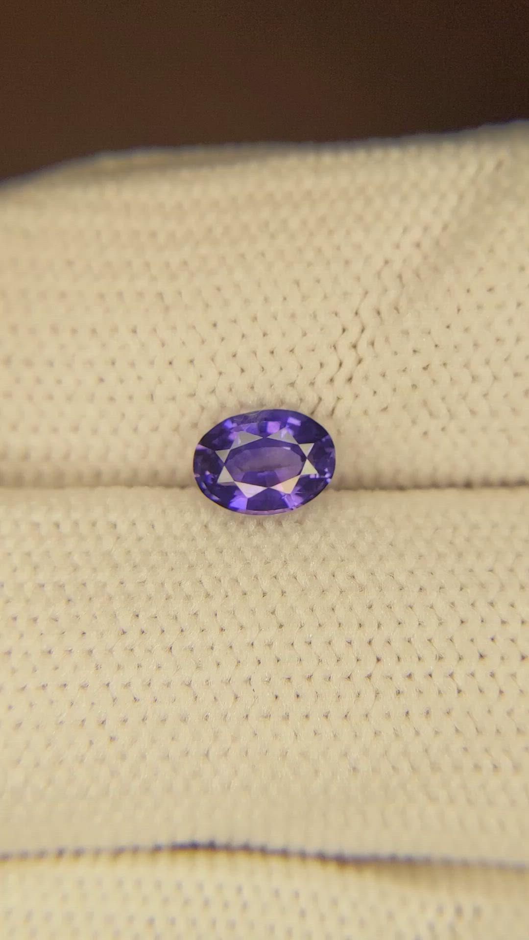 0.74 Ct. Color Change Sapphire from Ceylon (Sri Lanka) Size Video